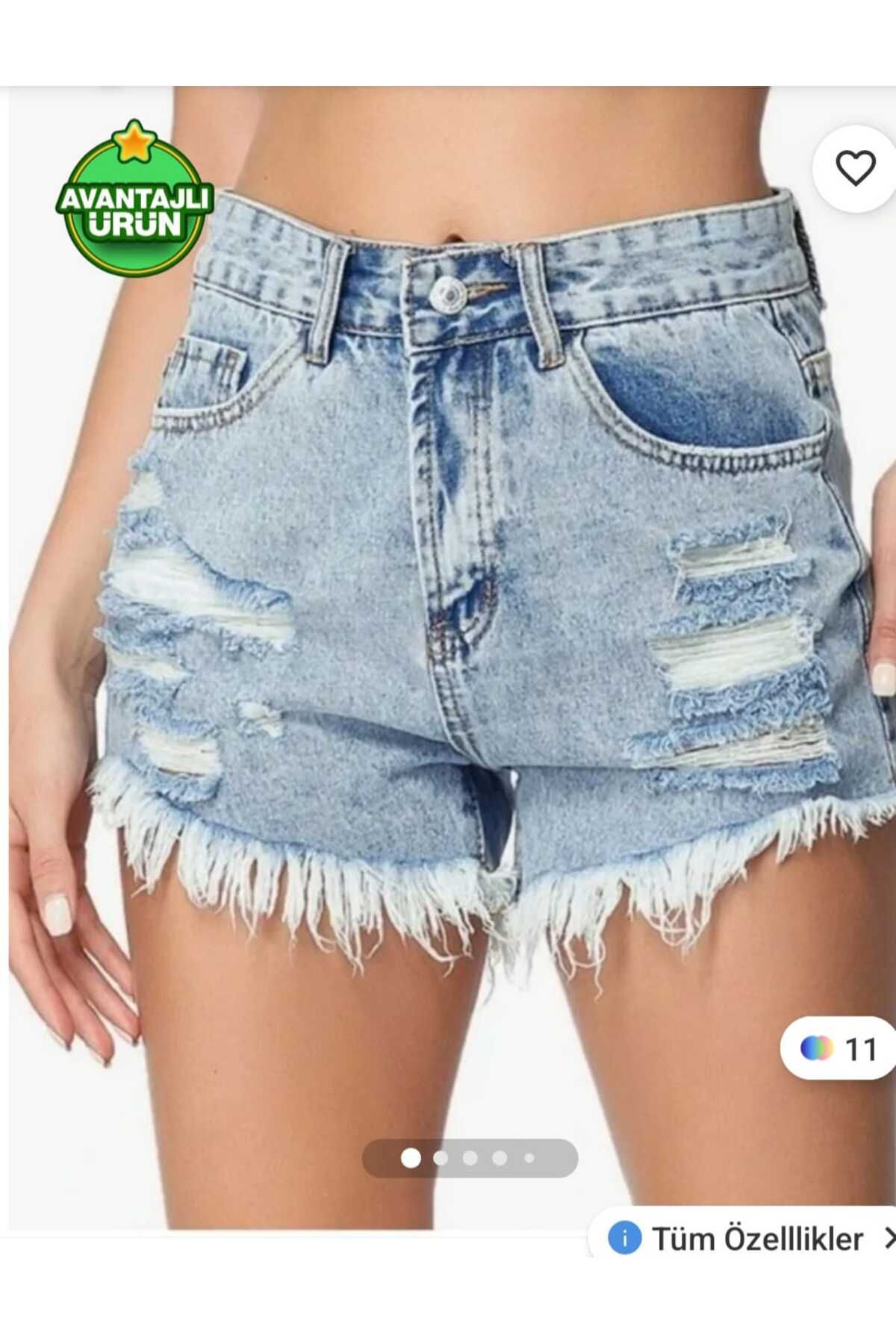 DENİKK Yudoowear, mini denim yirtik desenli şort.