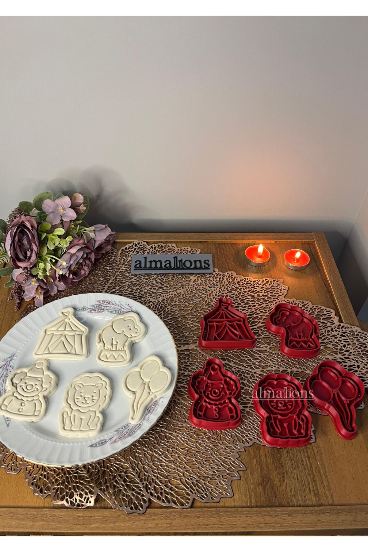 almalions Sirk Hayvanları Kurabiye Kalıbı Seti - Aslan - Hamur Şekillendirici - Şeker Hamuru Kalıp- 5 Adet