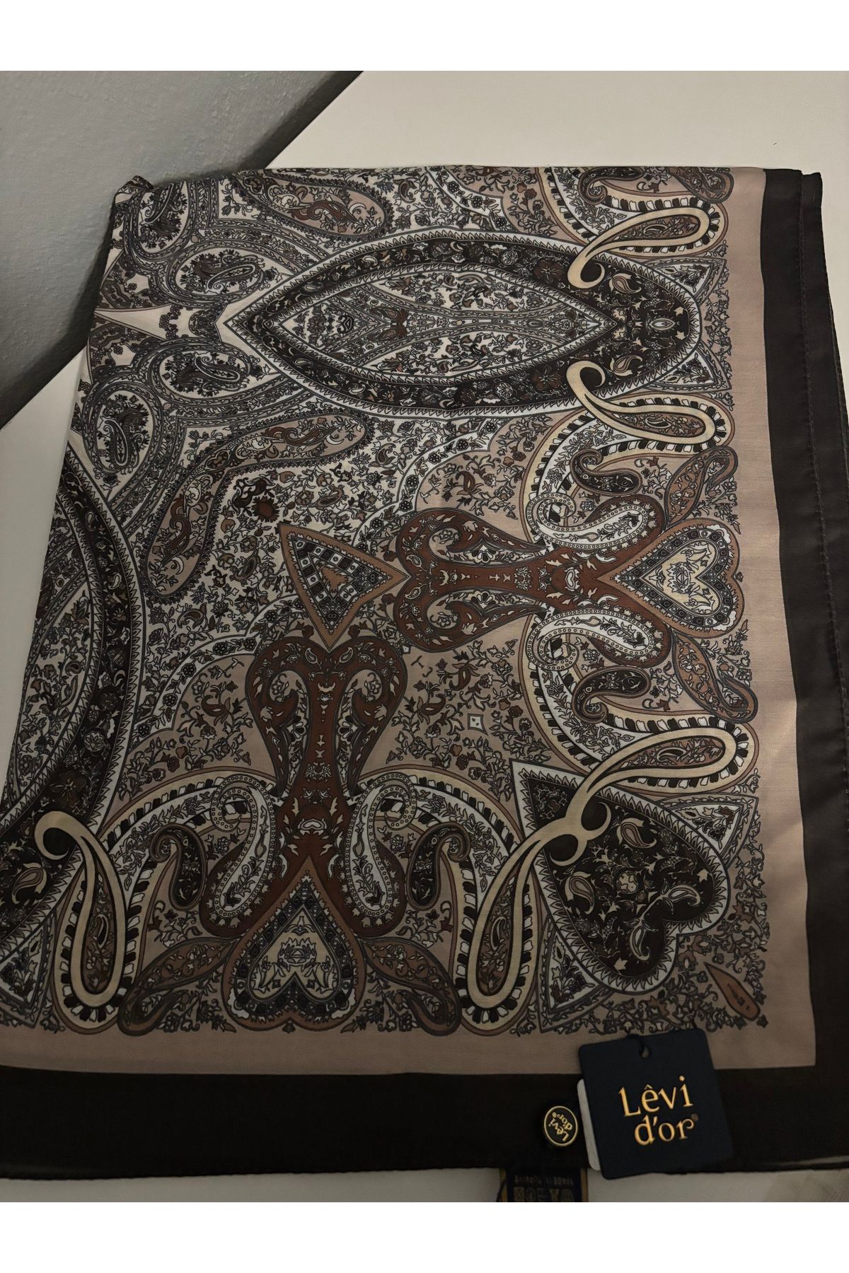 Levidor şal