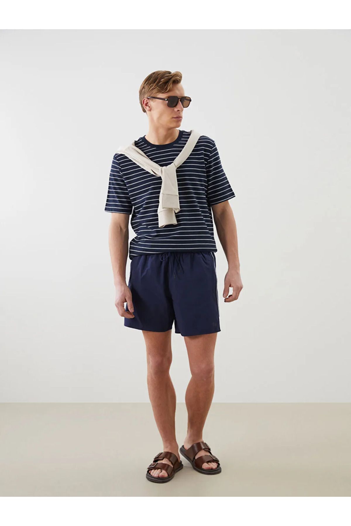 LC Waikiki SOUTHBLUE Indigo Kısa Boy Baskılı Erkek Deniz Şortu