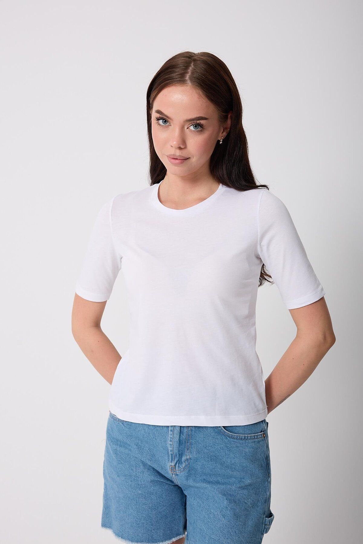 AMİDA Kadın Beyaz Likralı Yarım Kollu Basic T-shirt - 2524