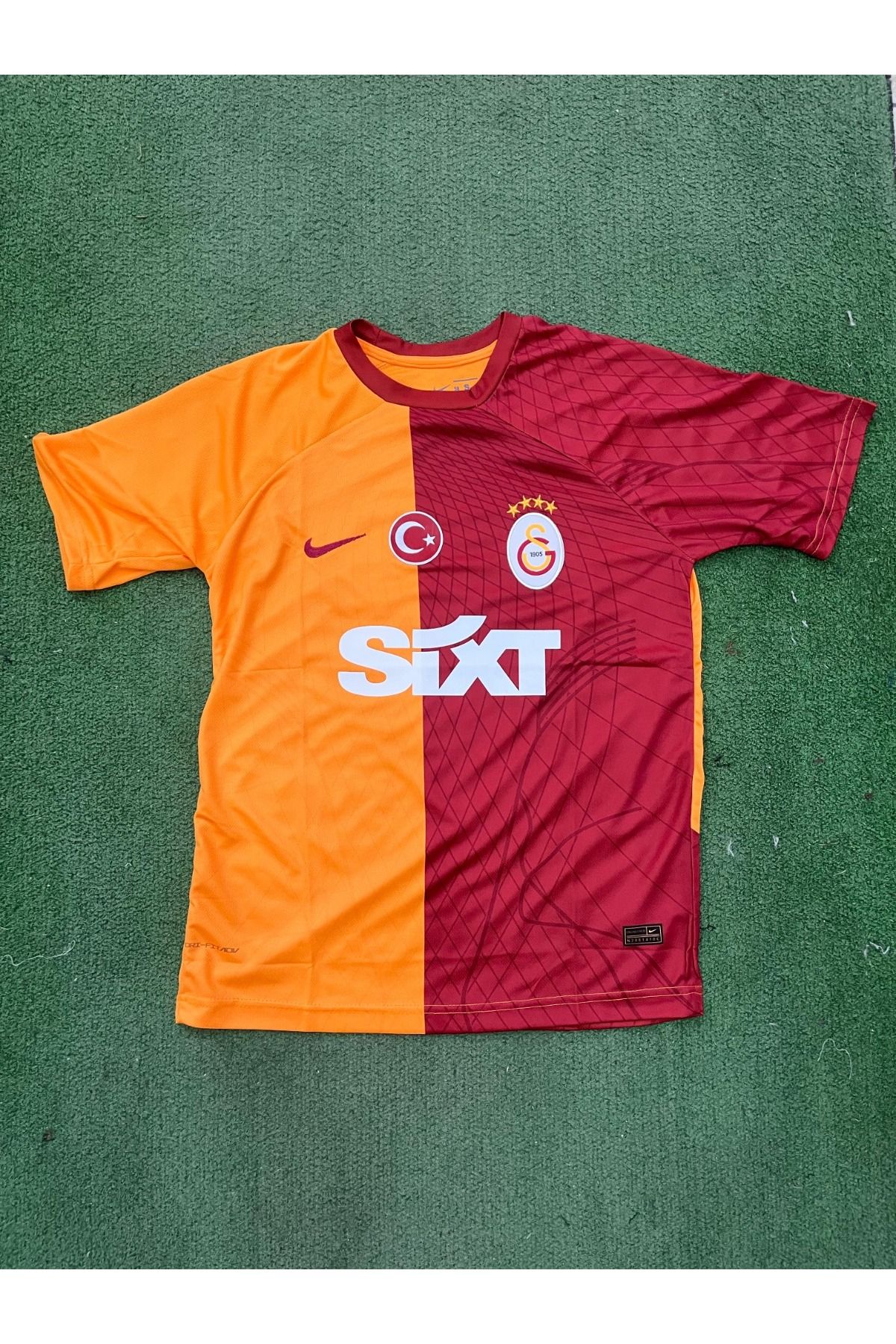 JANJON STAR G'.â.l.a.t.â/.s.a.r.â.yy / S.arı Kır.mızı 2024 Yetişkin Forma