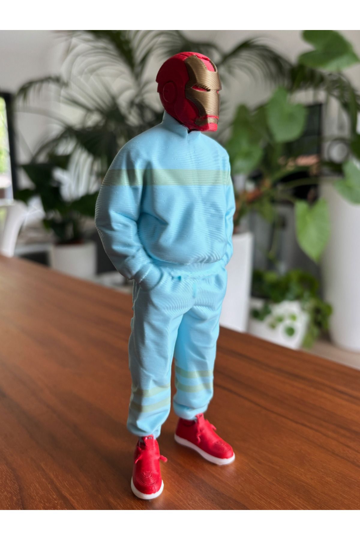 NOMOTHETIC Iron Man Streetwear Figürü – 3D Baskı Koleksiyonluk Tasarım