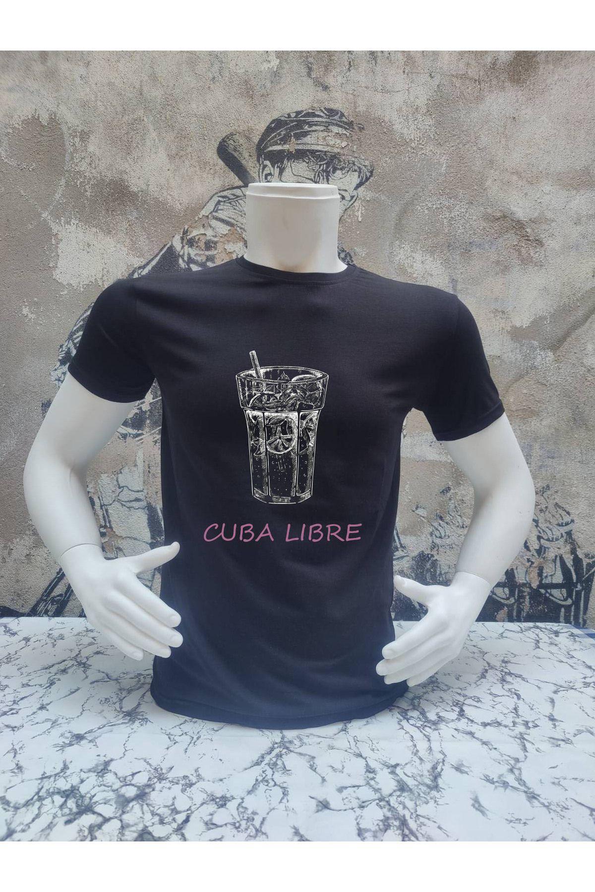 Tuğser Collection ÖN KOKTEYL BASKILI BASIC T-SHIRT