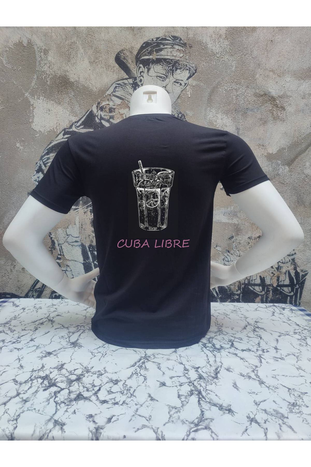Tuğser Collection ARKA KOKTEYL BASKILI BASIC T-SHIRT