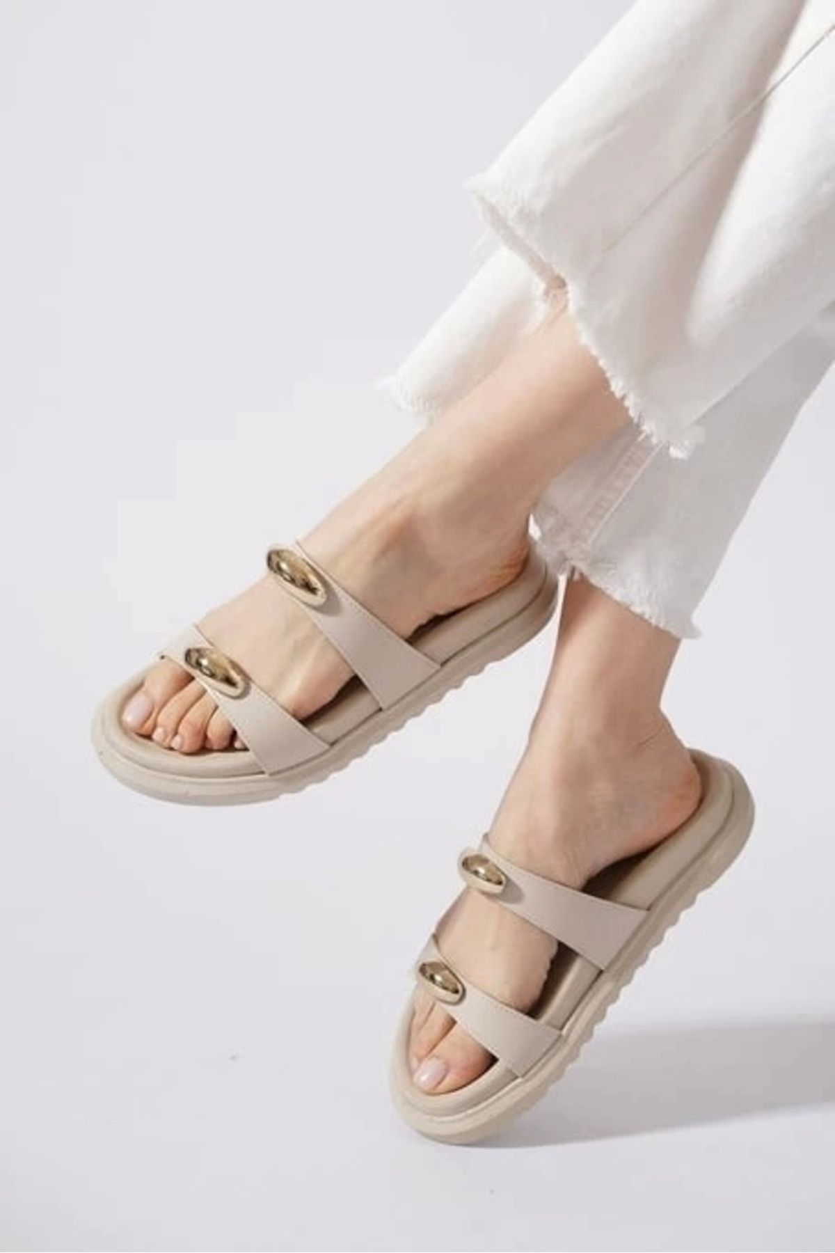 ufukmoda Monyy Bej Cilt Çift Bantlı Terlik
