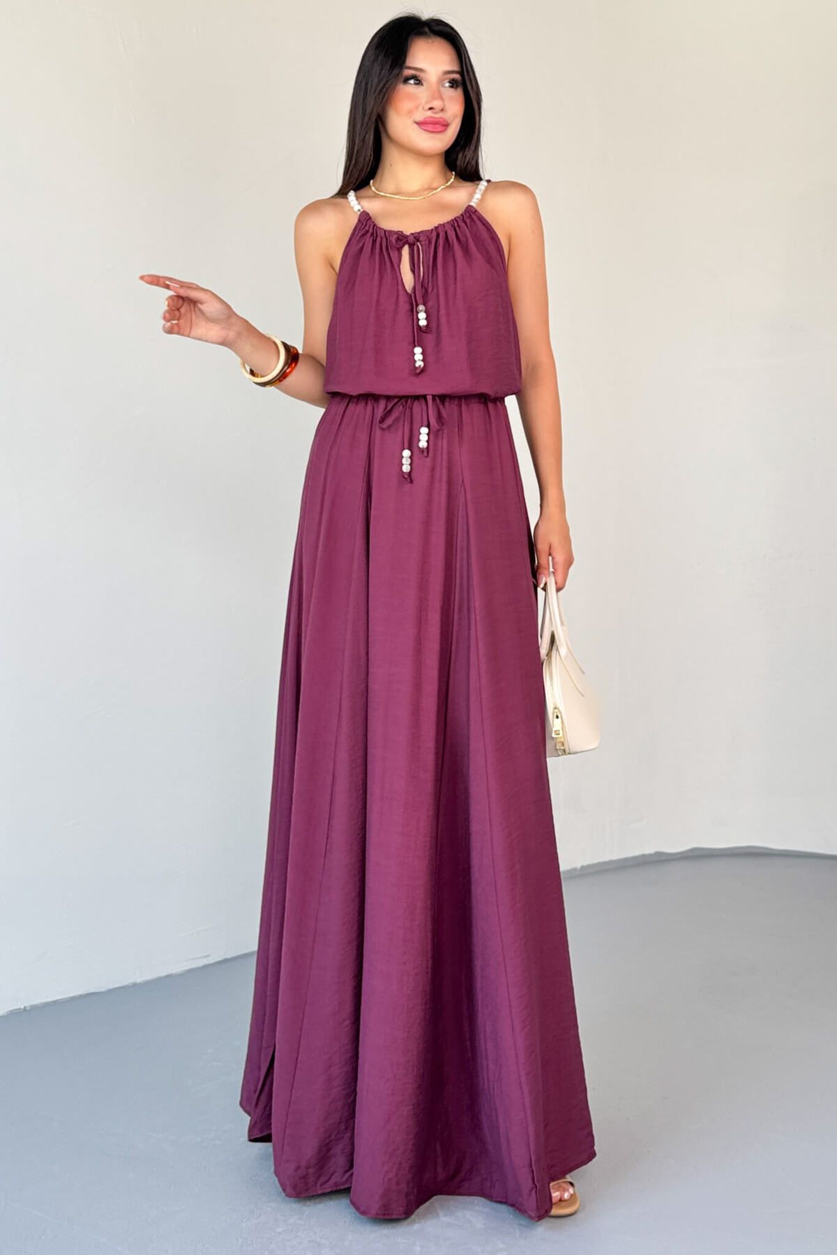 Cappmoda TKM-13317 Mürdüm Boncuklu Askılı Bluz & Etek Yumuşak Dokulu İkili Takım