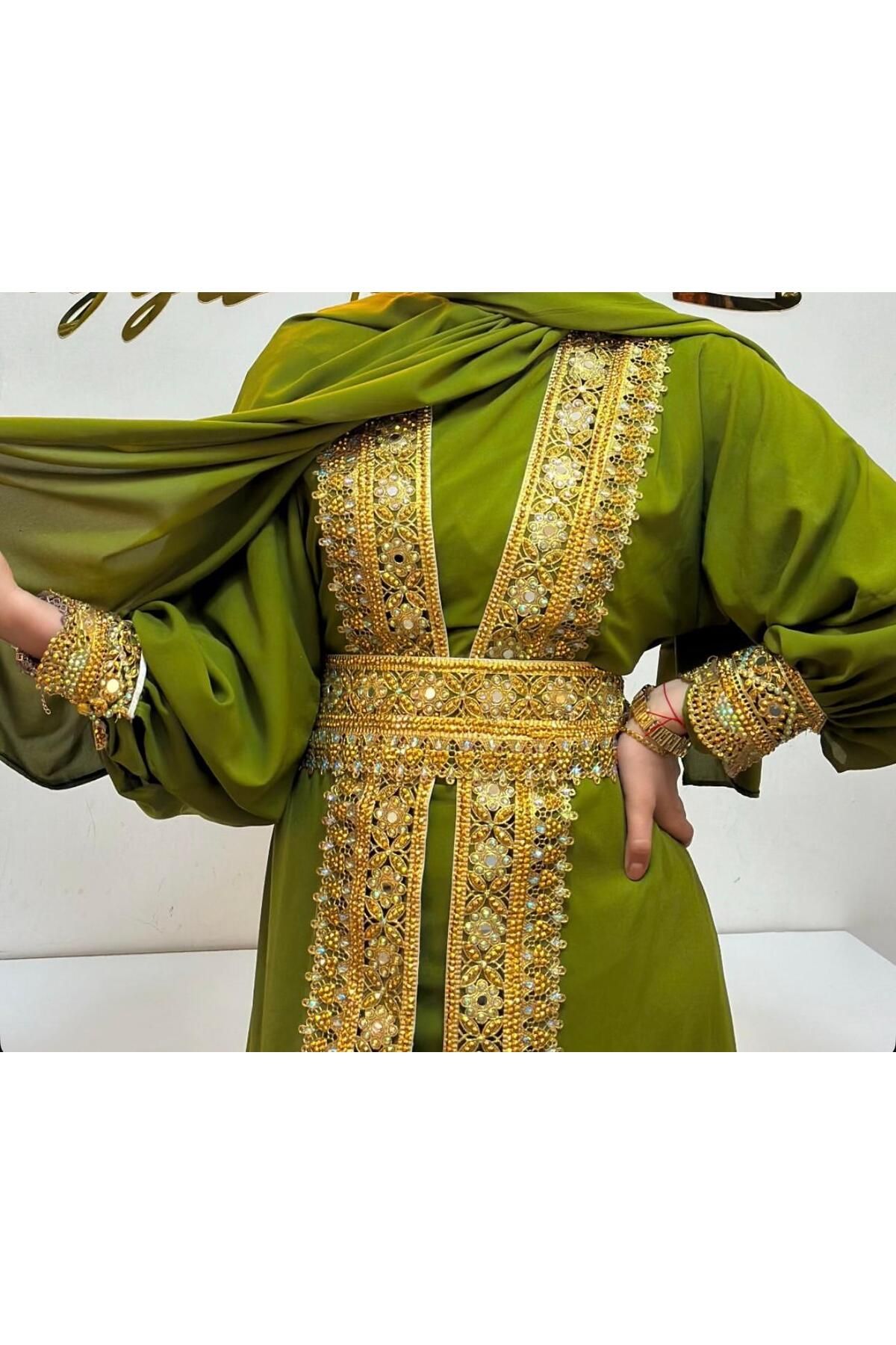 Firdevs Giyim Yöresel abaya takımı