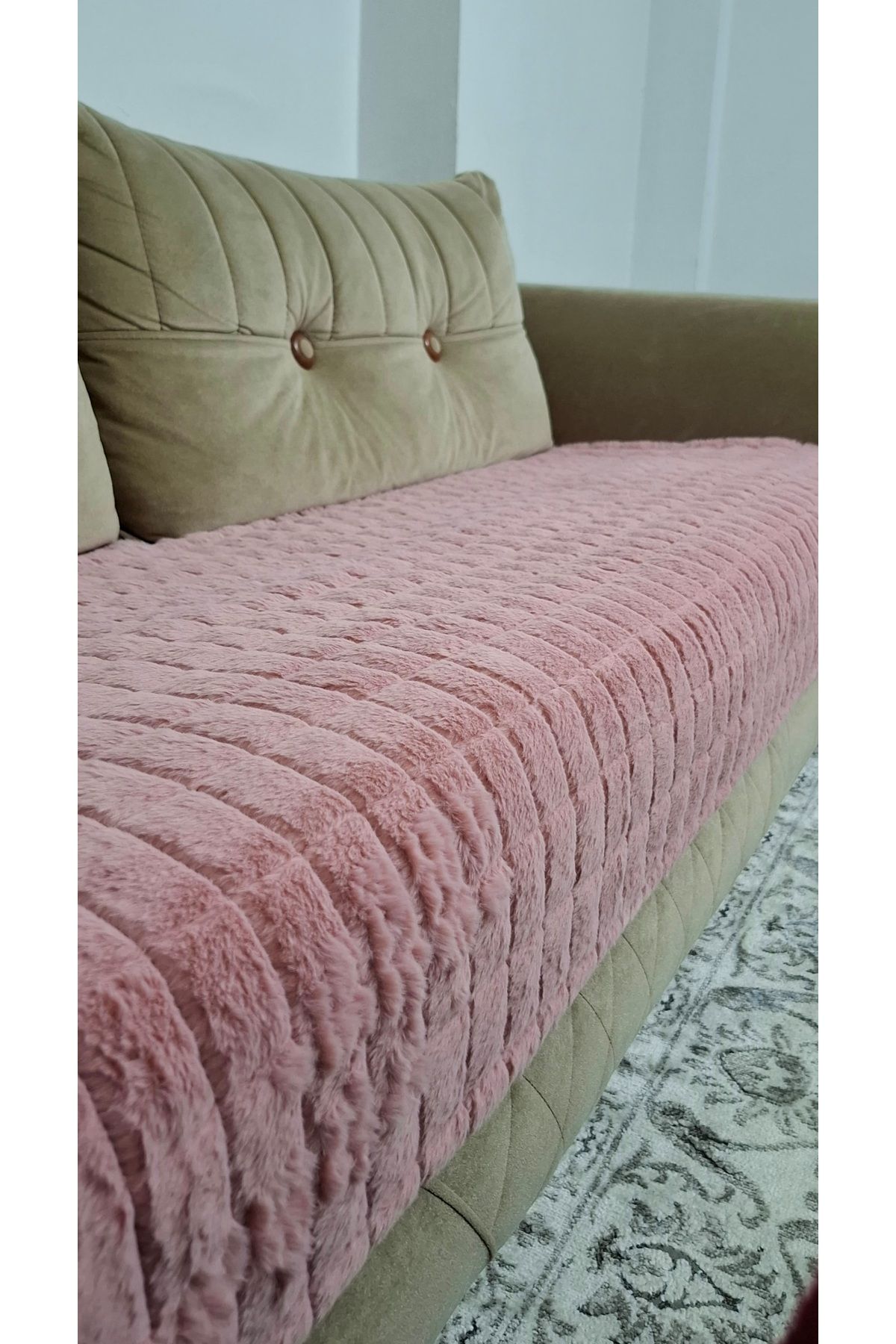 DECORA CASA HOME COLLECTİON Puffy Bubble Tüy Kaymaz Taban Çekyat Koltuk Örtüsü 75x185