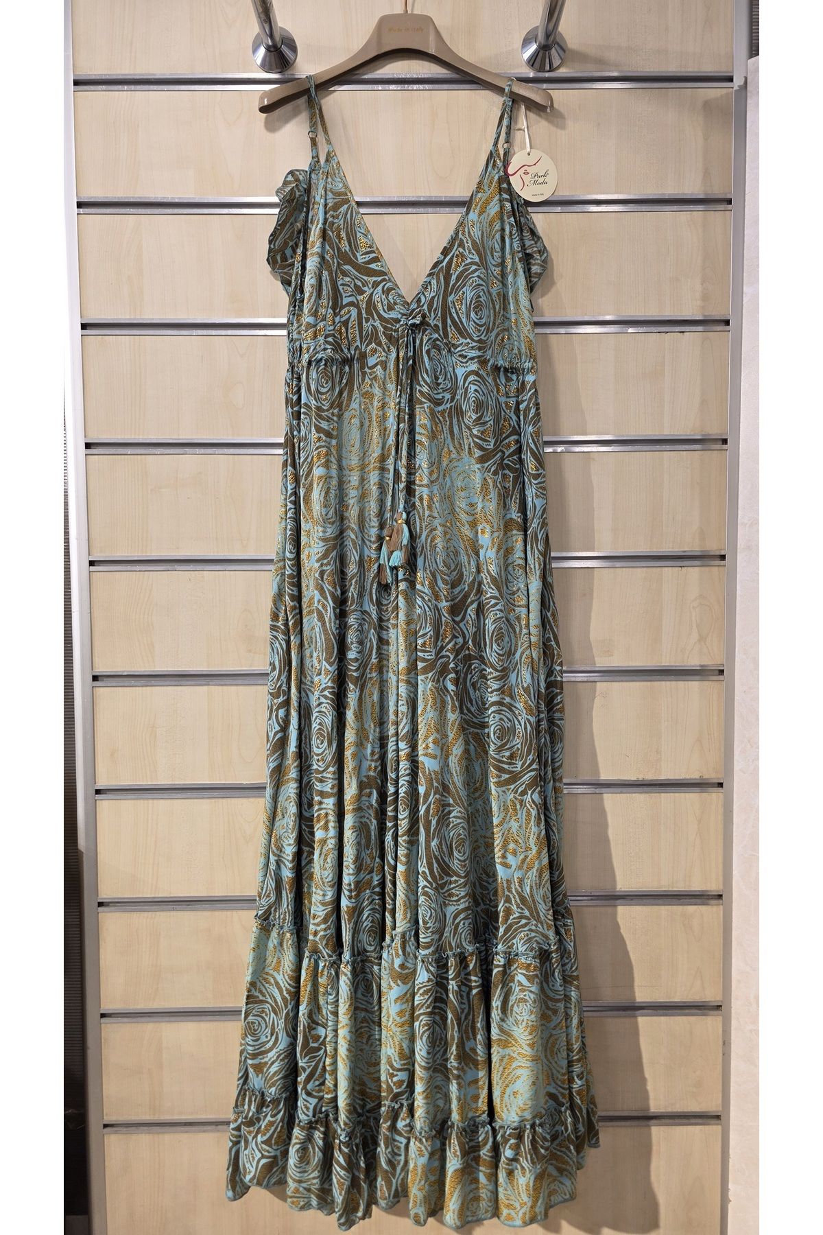 Park Moda Askılı Elbise Püskül Detaylı Batik Gül Desen