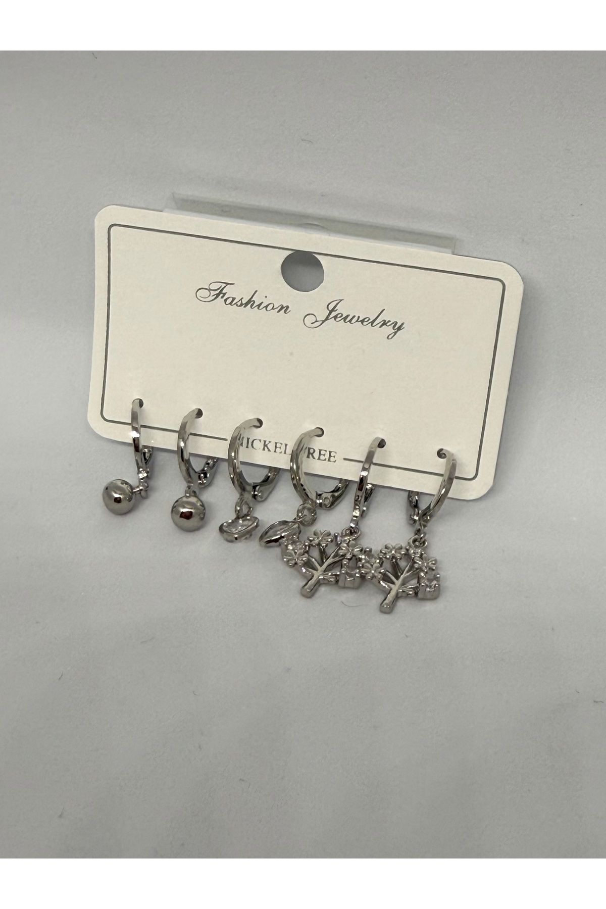 Gulsah's Store Zirkon taşlı silver hayat ağacı ve kalp detaylı 3'lü küpe seti
