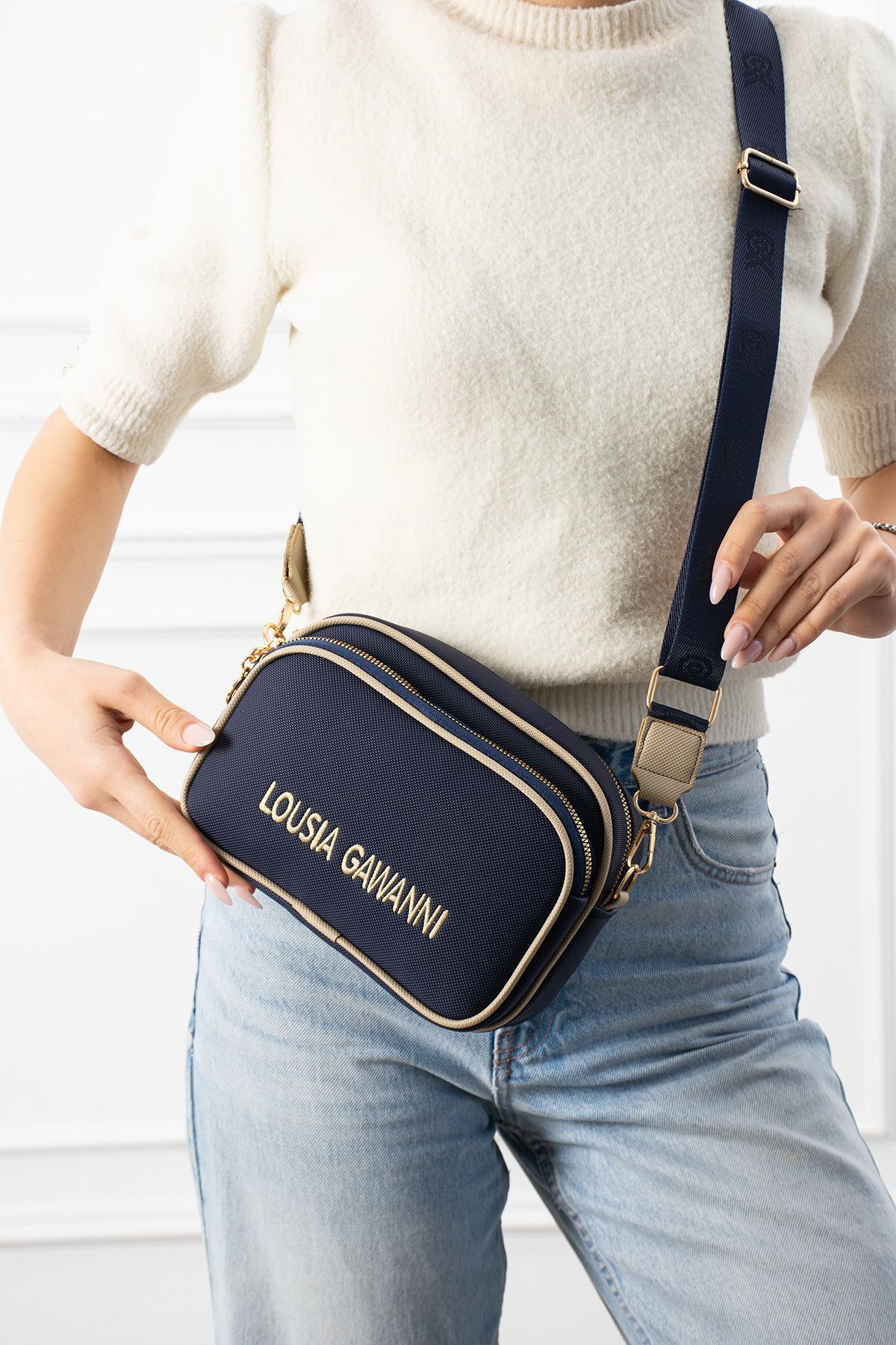 Givenza 3 Bölmeli Astarlı Kadın Çapraz Çanta