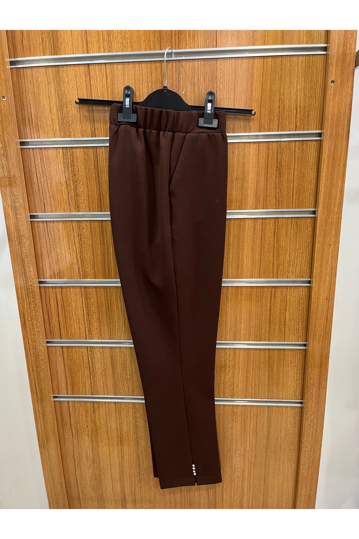 PEKŞEN COLLECTİON BEYOĞLU TAŞLI PANTOLON