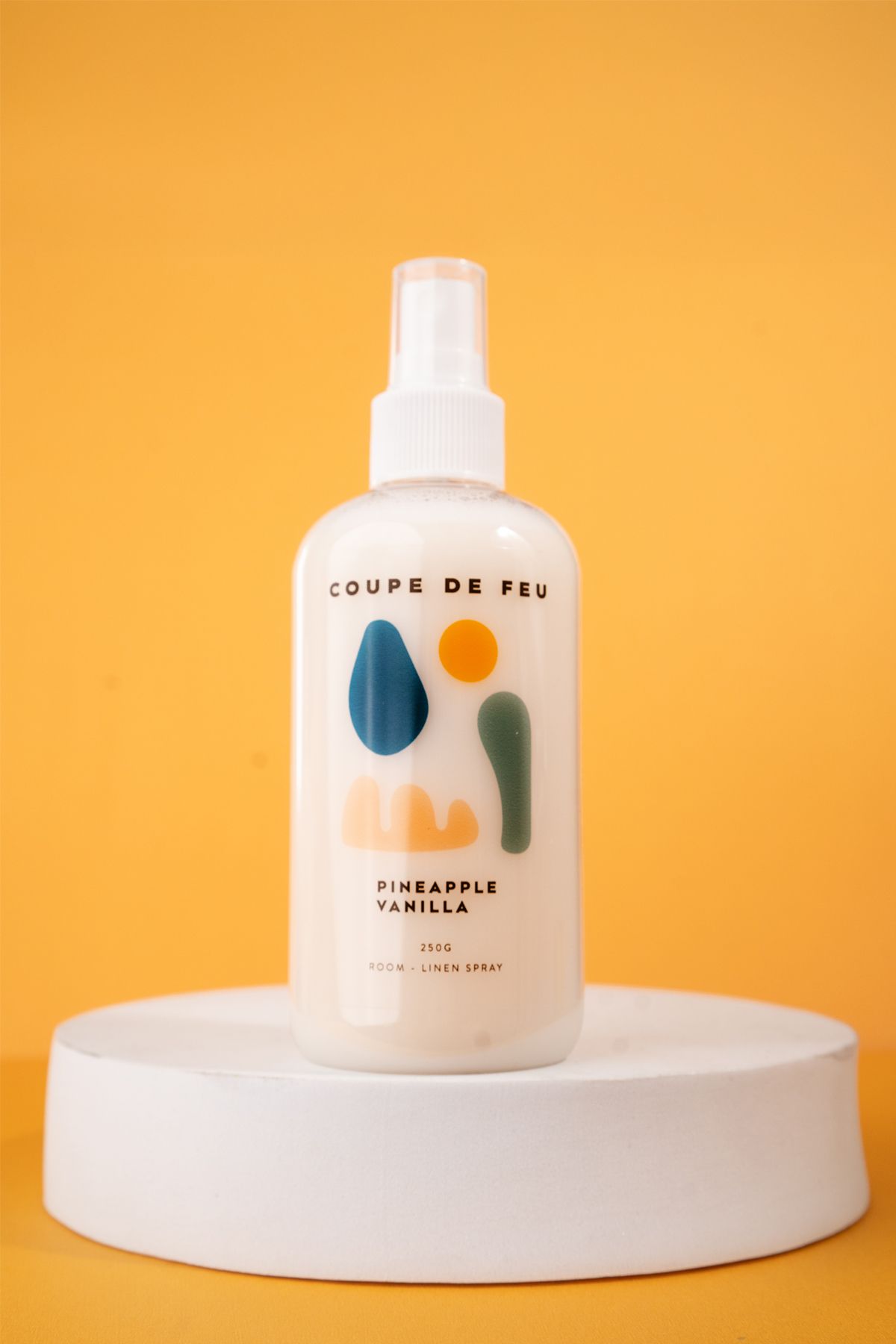 coupe de feu No.1 Pineapple Vanilya Oda ve Çarşaf Spreyi - Room Linen Spray 250 ml