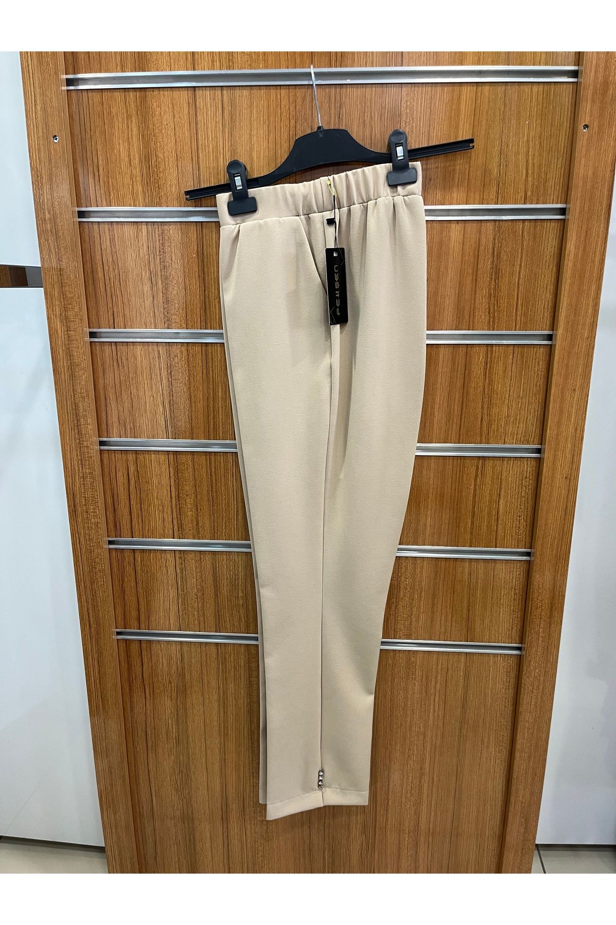 PEKŞEN COLLECTİON BEYOĞLU TAŞLI PANTOLON
