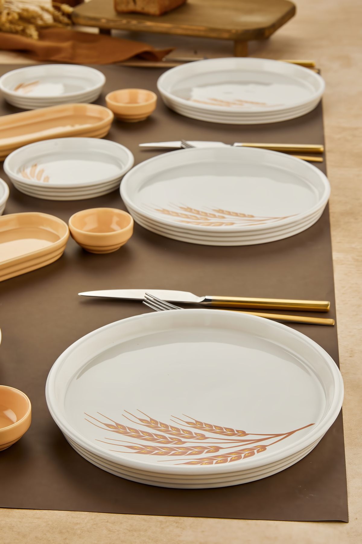 Akkoyunlu home-Başak 18 Piece Ceramic Breakfast Set Breakfast Set for 6 People Luxury Ceramic 4