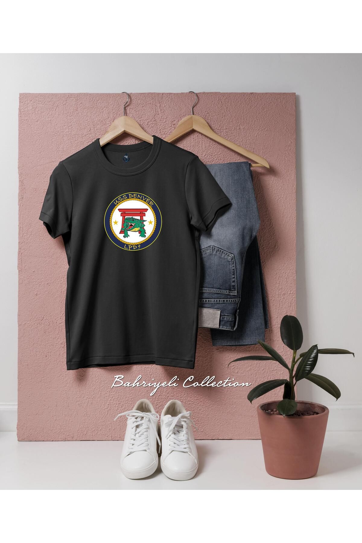 bahriyeli.jpeg Oversize USS Denver (LPD-9) savaş gemisi Tasarımlı Unisex T-Shirt