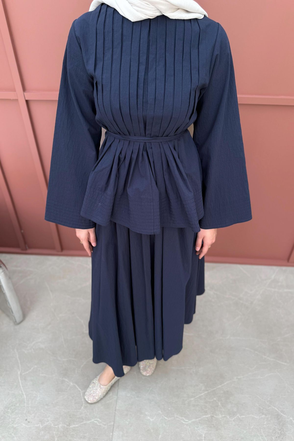 Butik Eteği büzgülü takım etek gömlek