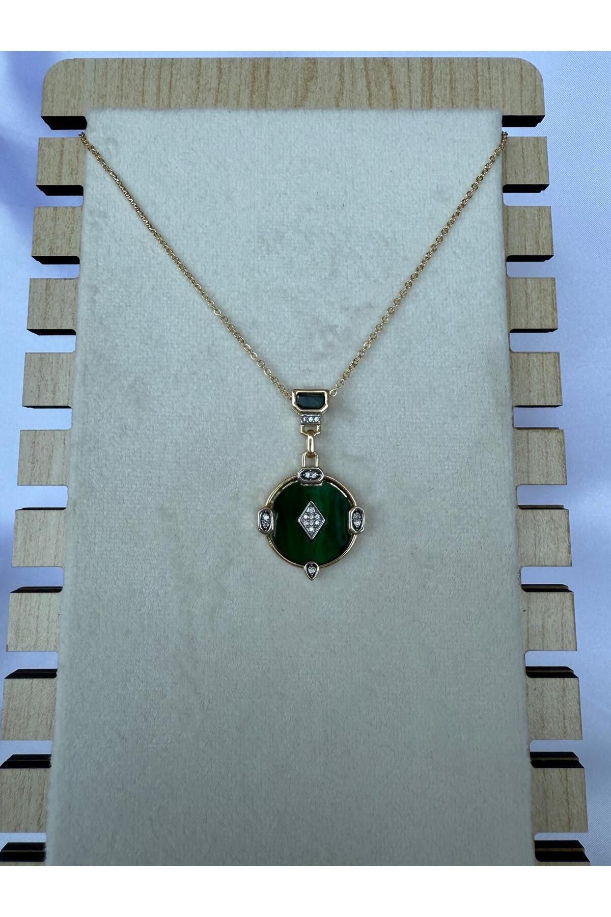 ennRey Gold Zümrüt Yeşili Kolye