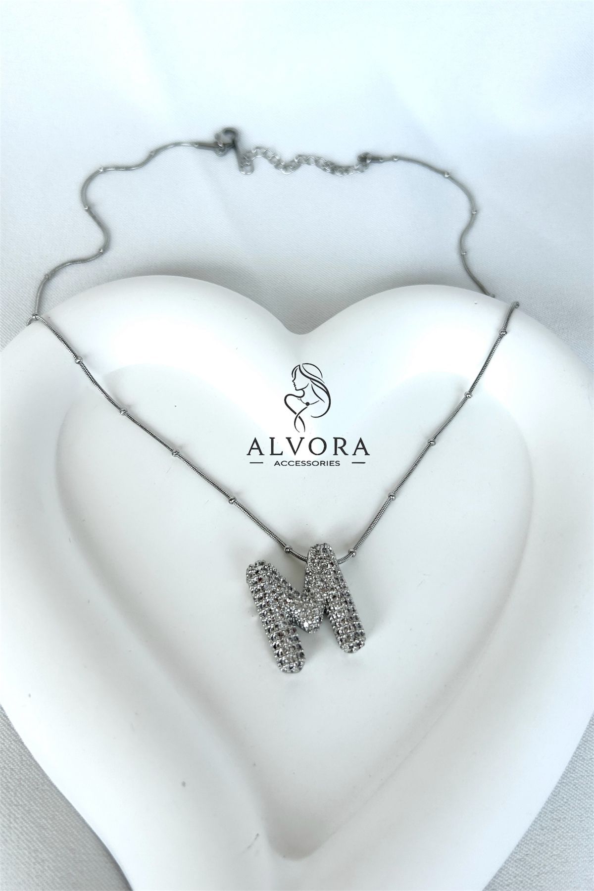 Alvora Accessories M Harfi Paslanmaz Çelik Gümüş Renk Zirkon Taş Detaylı Harfli Kolye