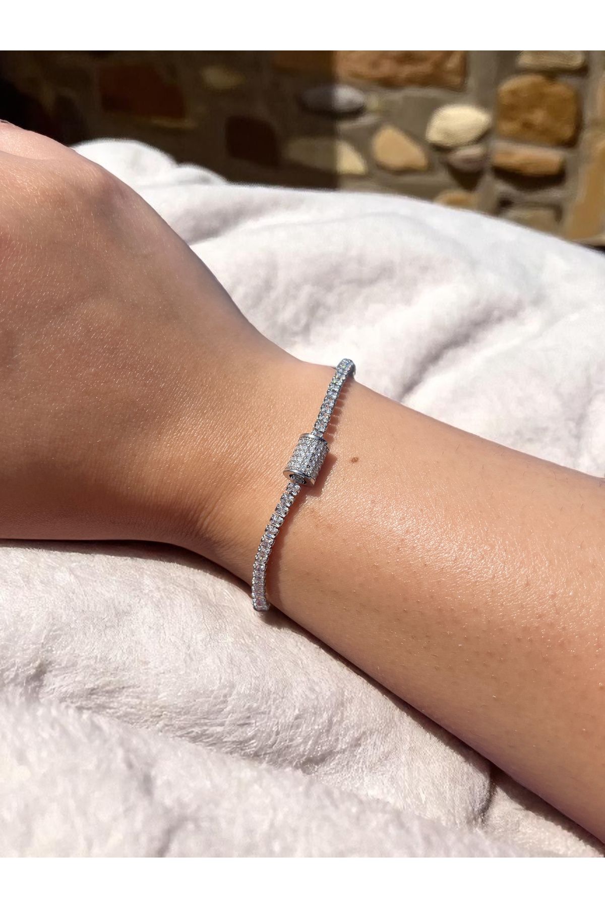 Lilac Jewelry Tasarım Zirkon Taşlı Zarif Bileklik