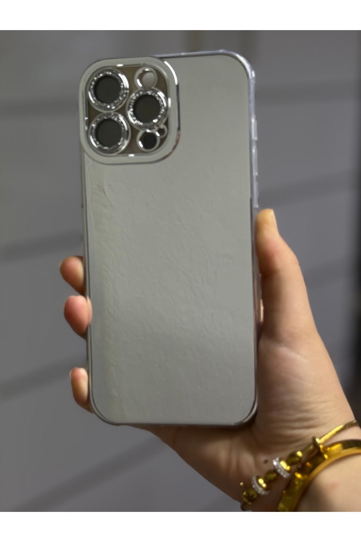 Caseji iPhone 16 Pro Max Uyumlu Kamera Kısmı Simli Arkası Ayna Elegant Kılıf