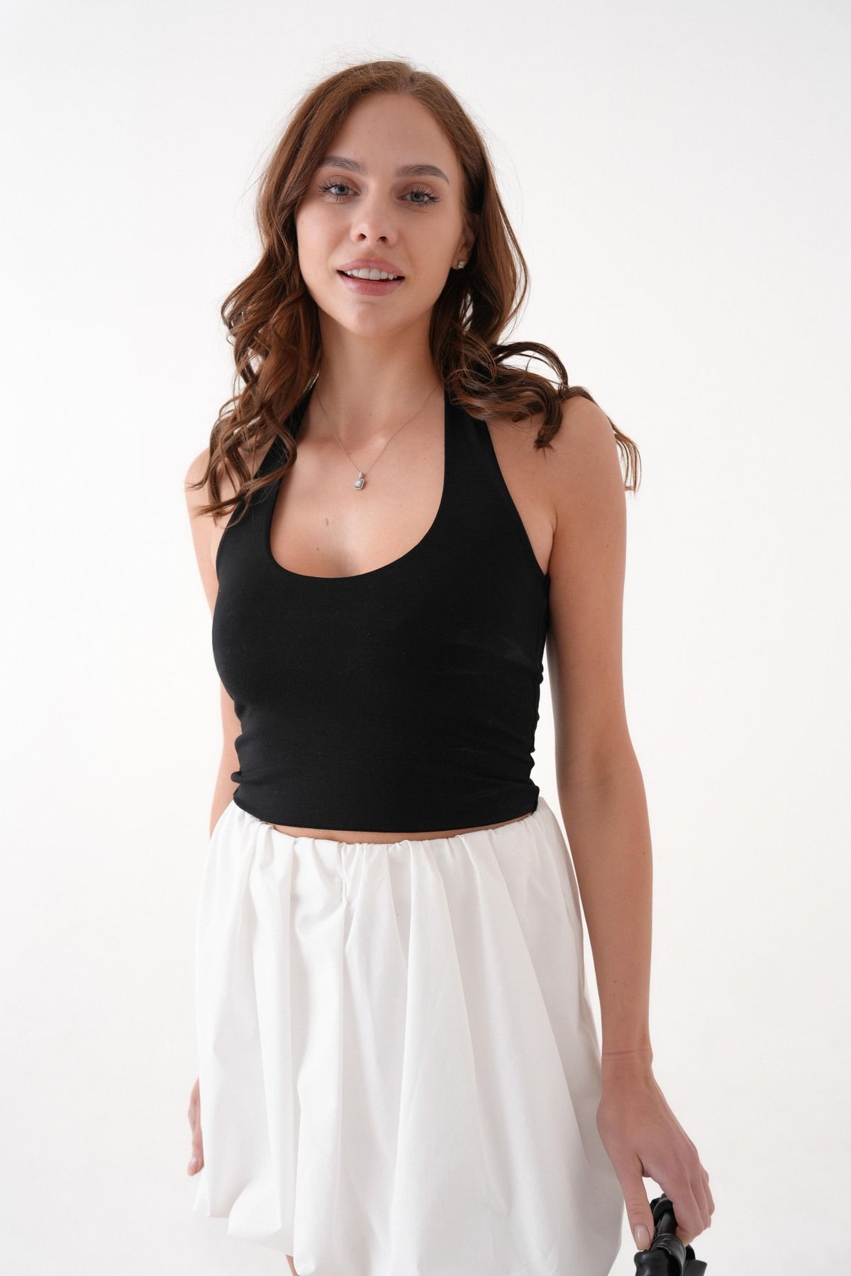 QUELISSE Kadın Siyah Halter Yaka Crop Top Body Q008H
