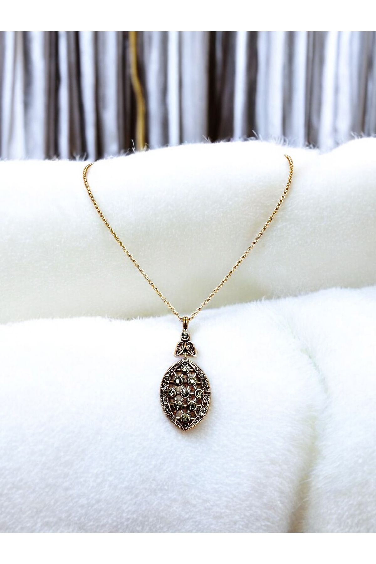 FUYA JEWELLERY Taşlı Oval Kolye