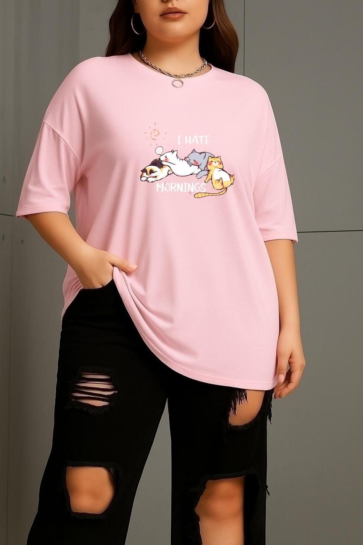 BENROMA BÜYÜK BEDEN UYUYAN KEDİLER UNİSEX TİŞÖRT