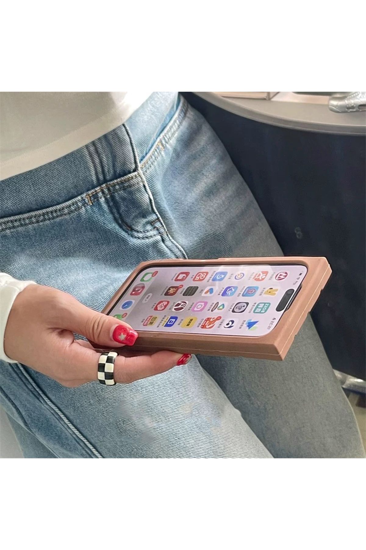 EDELFU iPhone 16 PLUS Çikolata Desenli Yumuşak Silikon Kapak Yumuşak Koruyucu Dayanıklı Telefon Kılıfı