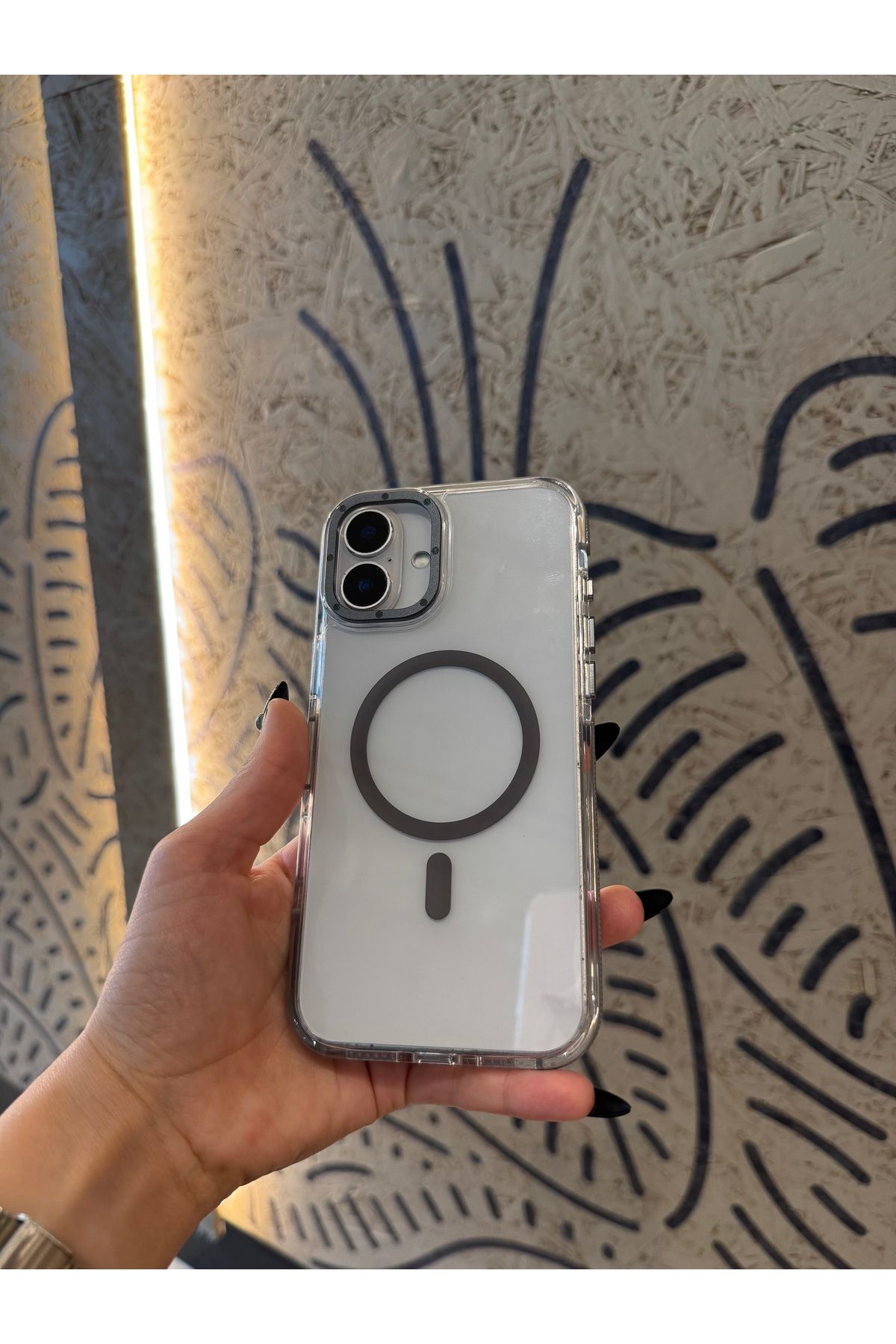 Mois Case İPhone 16 plus uyumlu Magsafeli kılıf