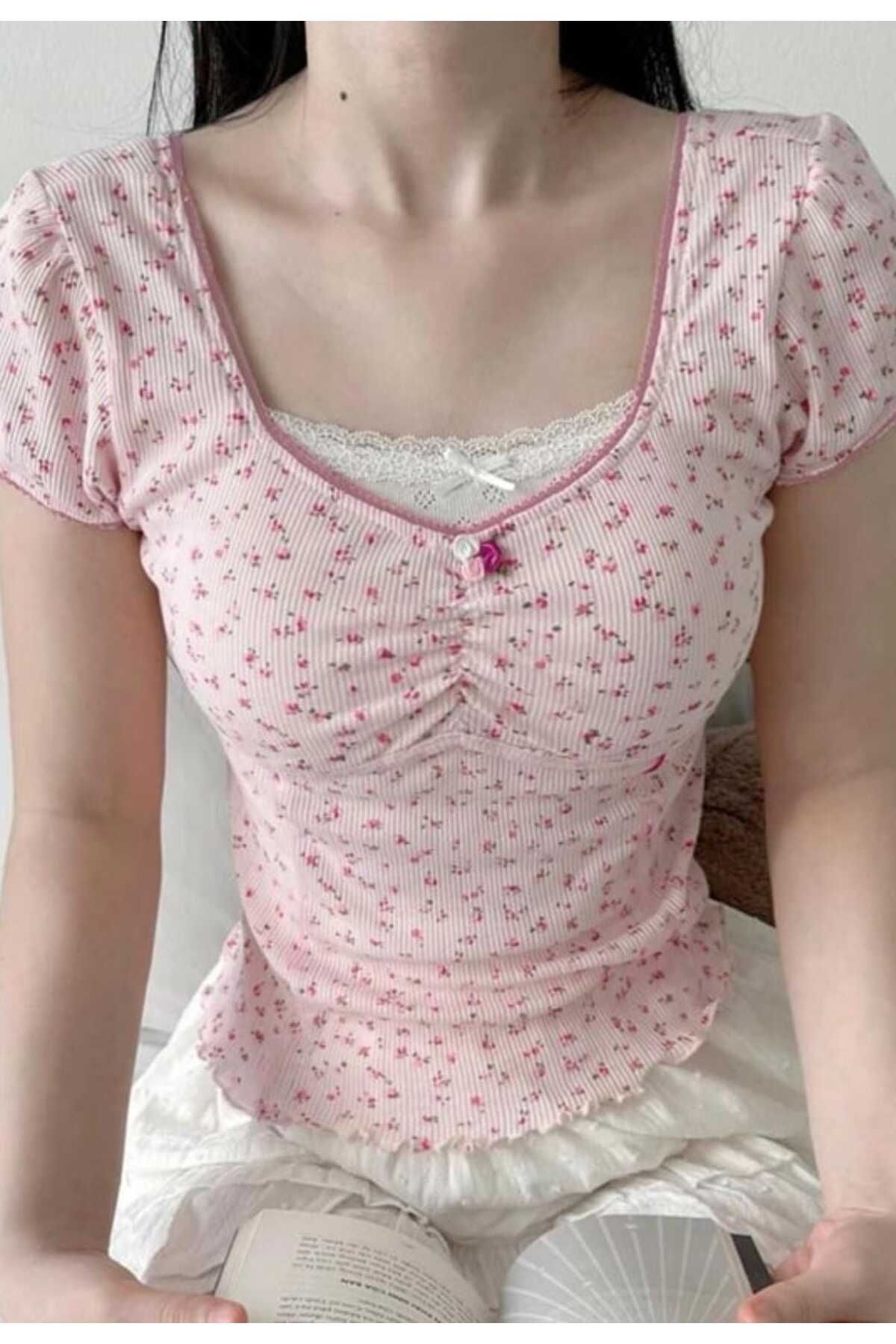 İsra Ayyıldız Moonstar Collection Pembe Büzgülü Çiçekli Desen Lolita Y2K Kısa Kollu Crop