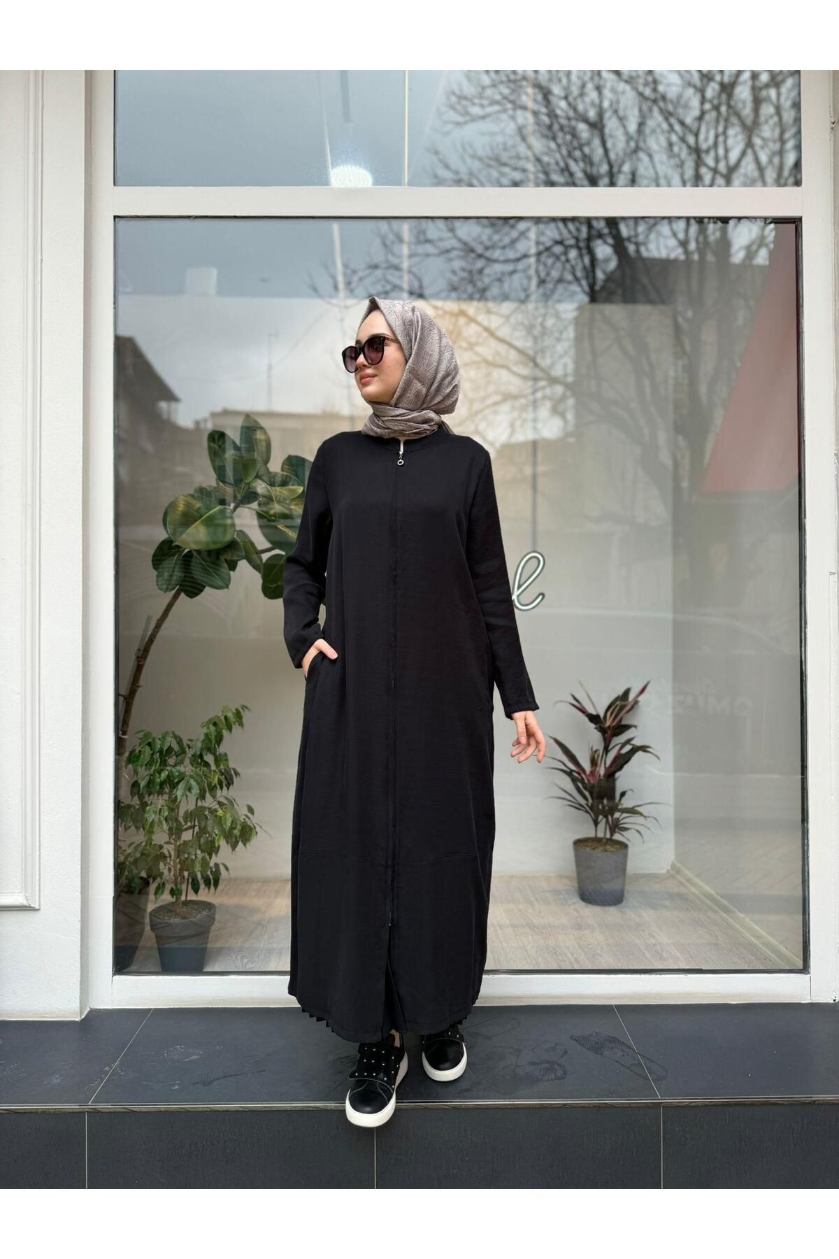 Almarwah Black Fermuarlı Düz Kadın Kap Siyah
