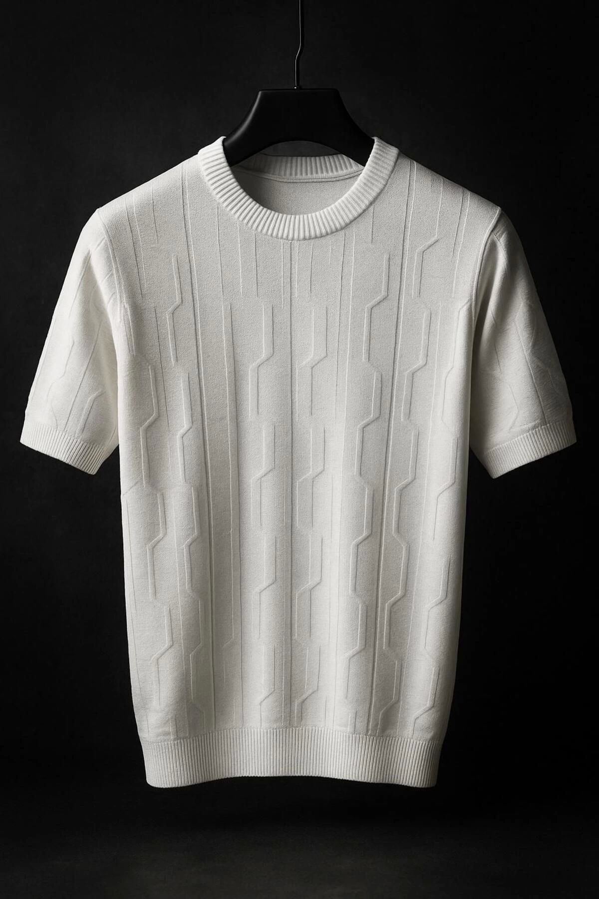 LC Waikiki Çizgili Desenli Lüks Tasarım Yazlık Kısa Kollu Erkek Triko Tişört - T-shirt
