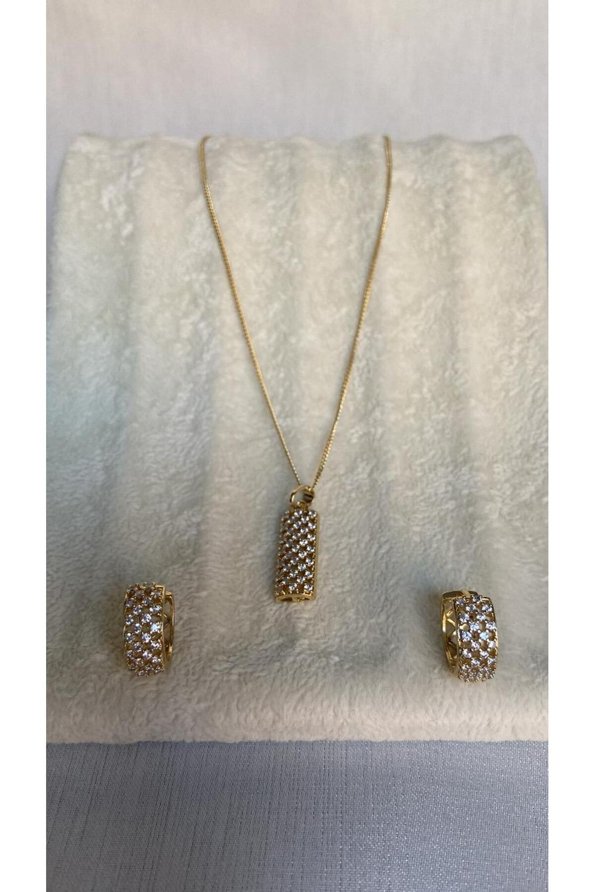 ZRN AKSESUAR KOLYE VE KÜPE SETİ DÜĞÜN VE GÜNLÜK KULLANIM İÇİN ŞIK TAKIM GOLD RENK XUPING KALİTE