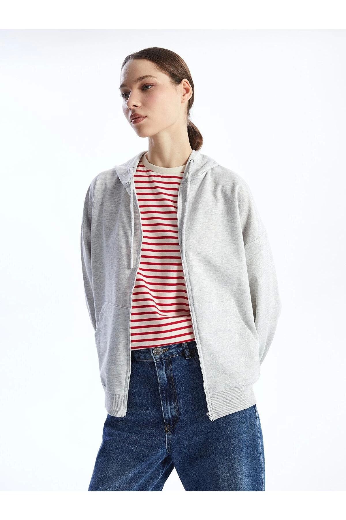 LC Waikiki LCW Modest Kapüşonlu Düz Uzun Kollu Oversize Kadın Fermuarlı Sweatshirt Sweatshirt