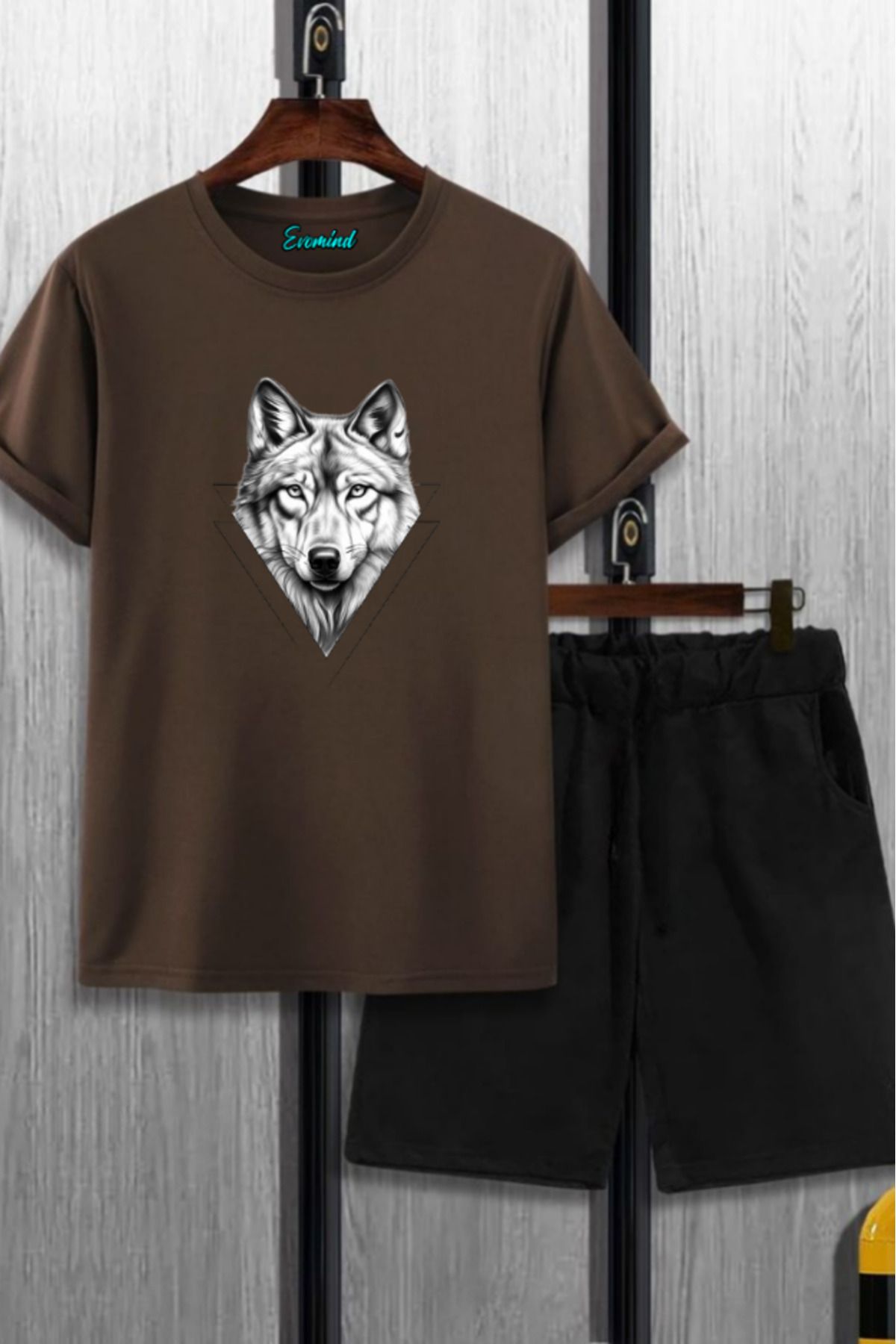 artı4 Kurt Baskılı Unisex Şort T-shirt Takım
