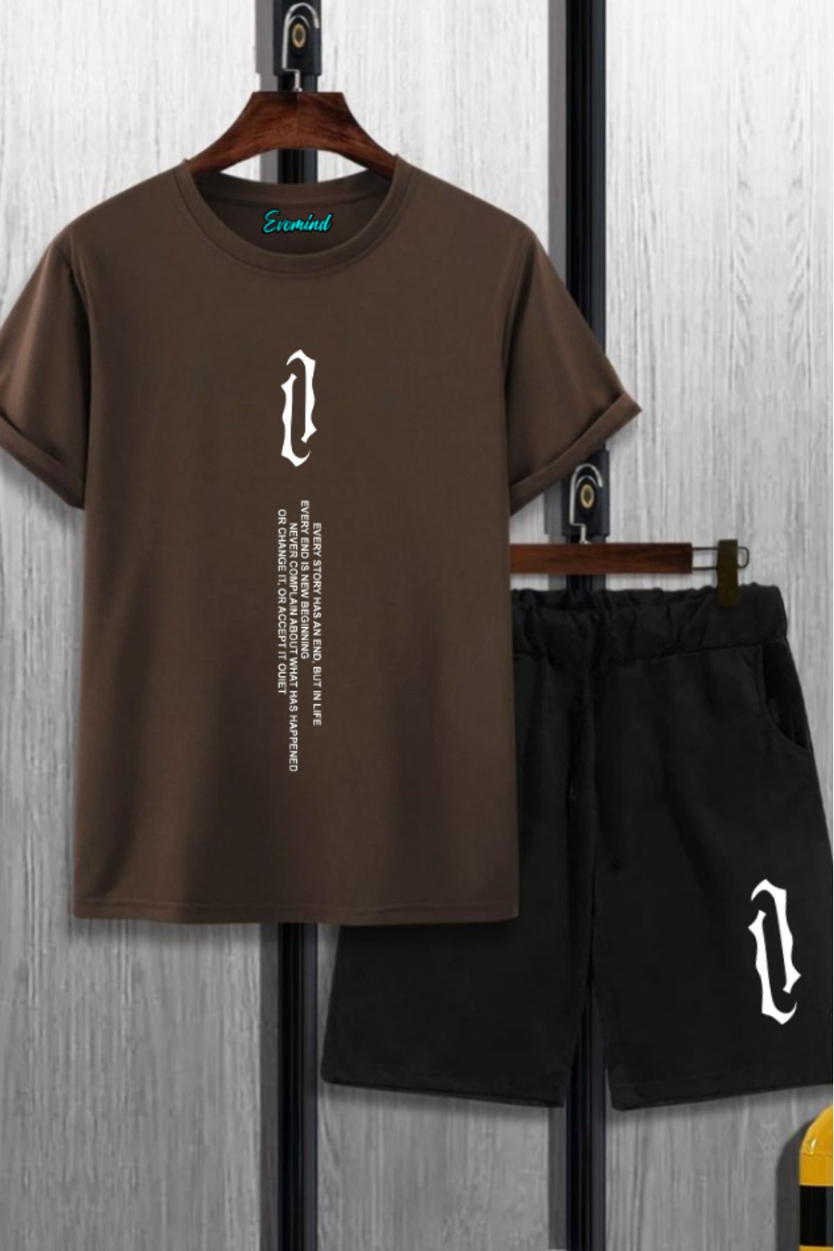 Evomind Dikey Yazı Baskılı Unisex Şort T-shirt Takım