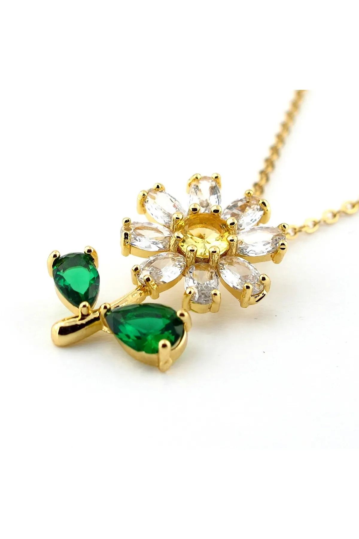 LAVİNYAMJEWELLERY YEŞİL BEYAZ ZİRKON TAŞLI PAPATYA ÇİÇEK ÇELİK KOLYE