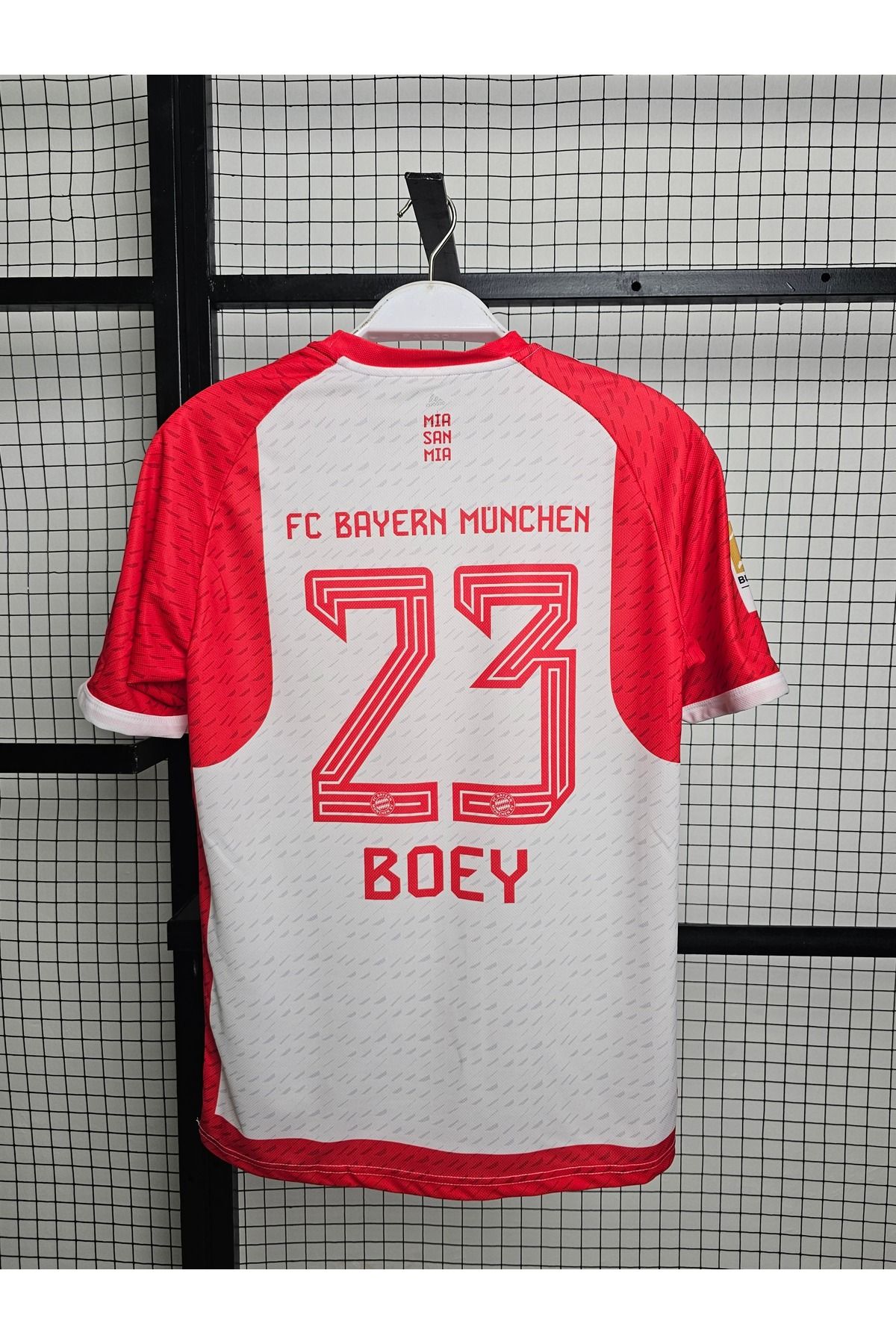 Lion Spor B'ayern M'ünih 2023-24 Sezon S'acha B'oey İç Saha Forması