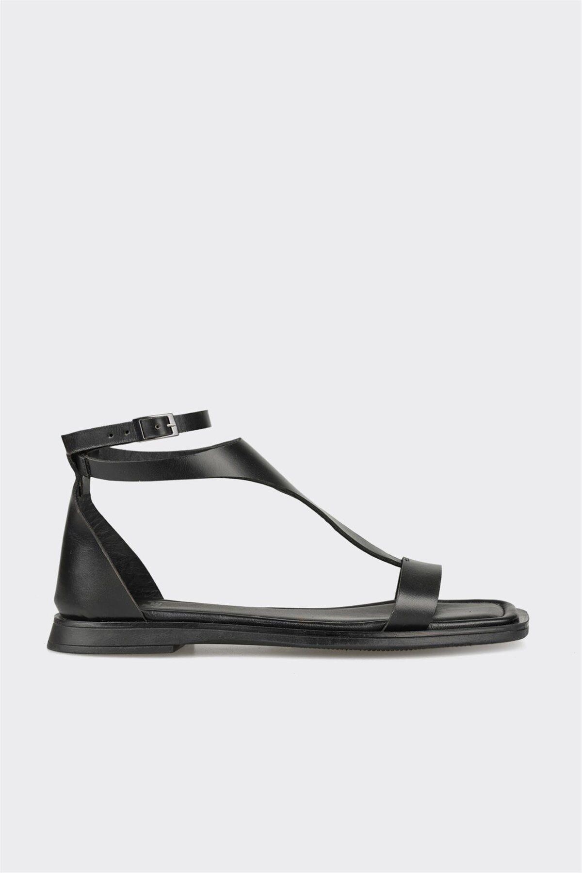 Elle Shoes Siyah Deri Kadın Düz Sandalet