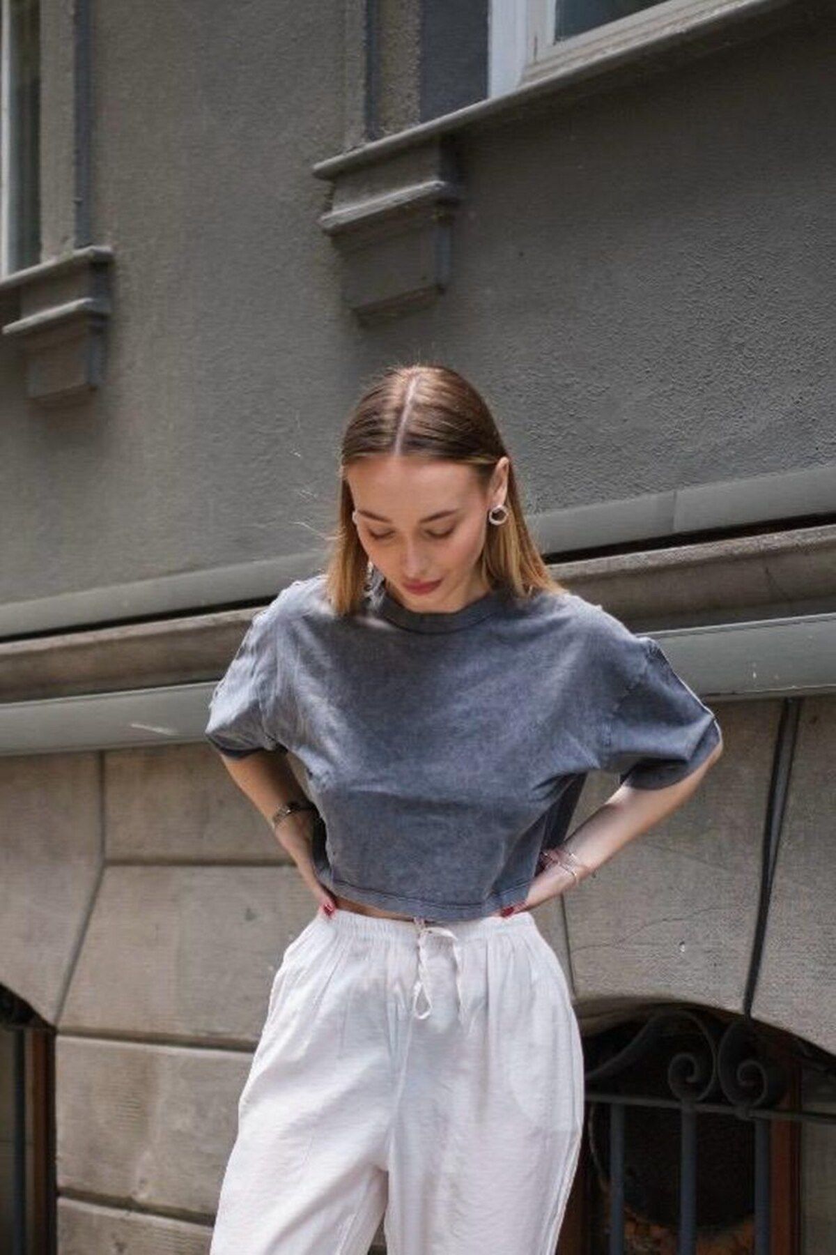 Eloe Crop Gris Anthracite Yıkamalı Kumaş Antrasit Crop Tshirt