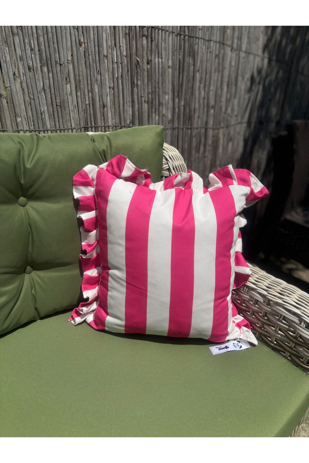Belletto KIRLENT FUŞYA BEYAZ ÇİZGİLİ 45X45