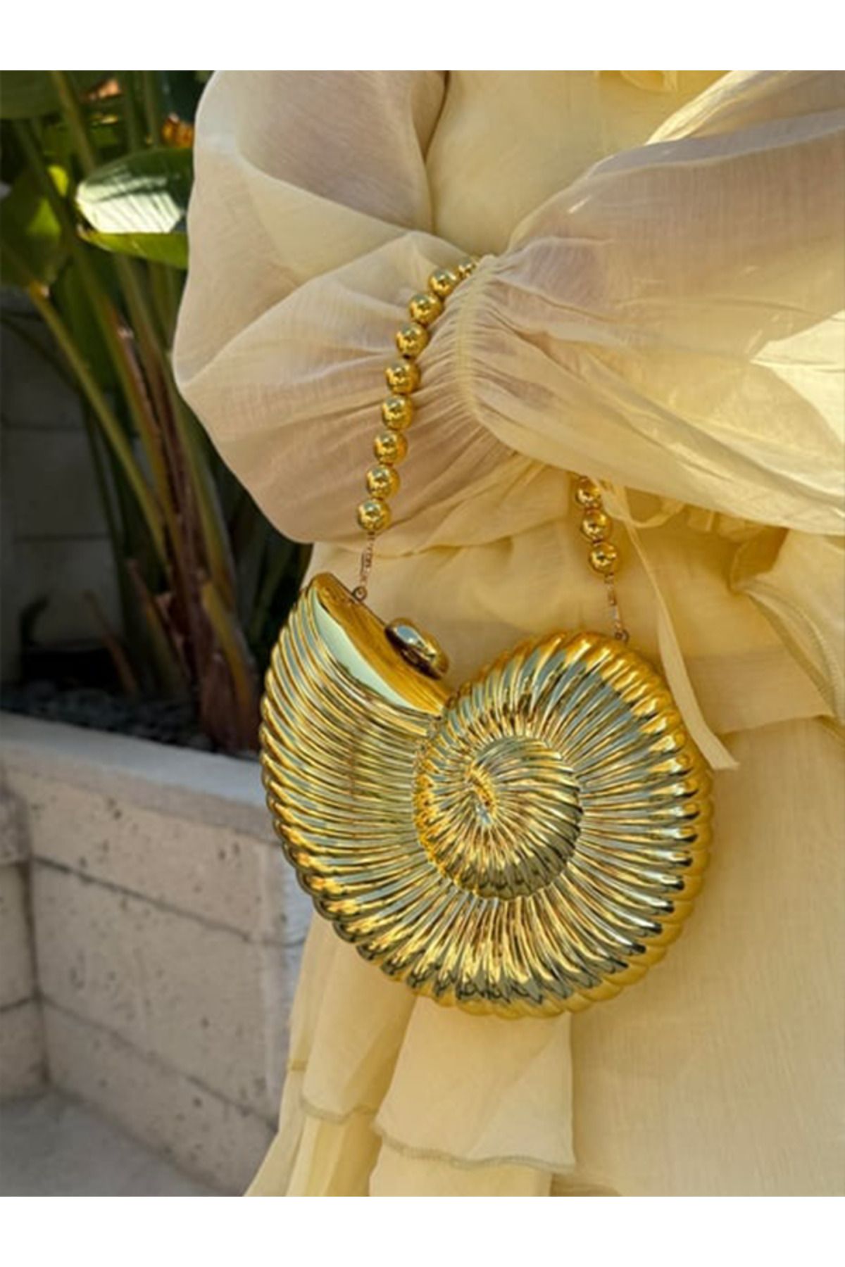 BY CANSU ACCESSORİES Aurea Gold Deniz Kabuğu Çanta