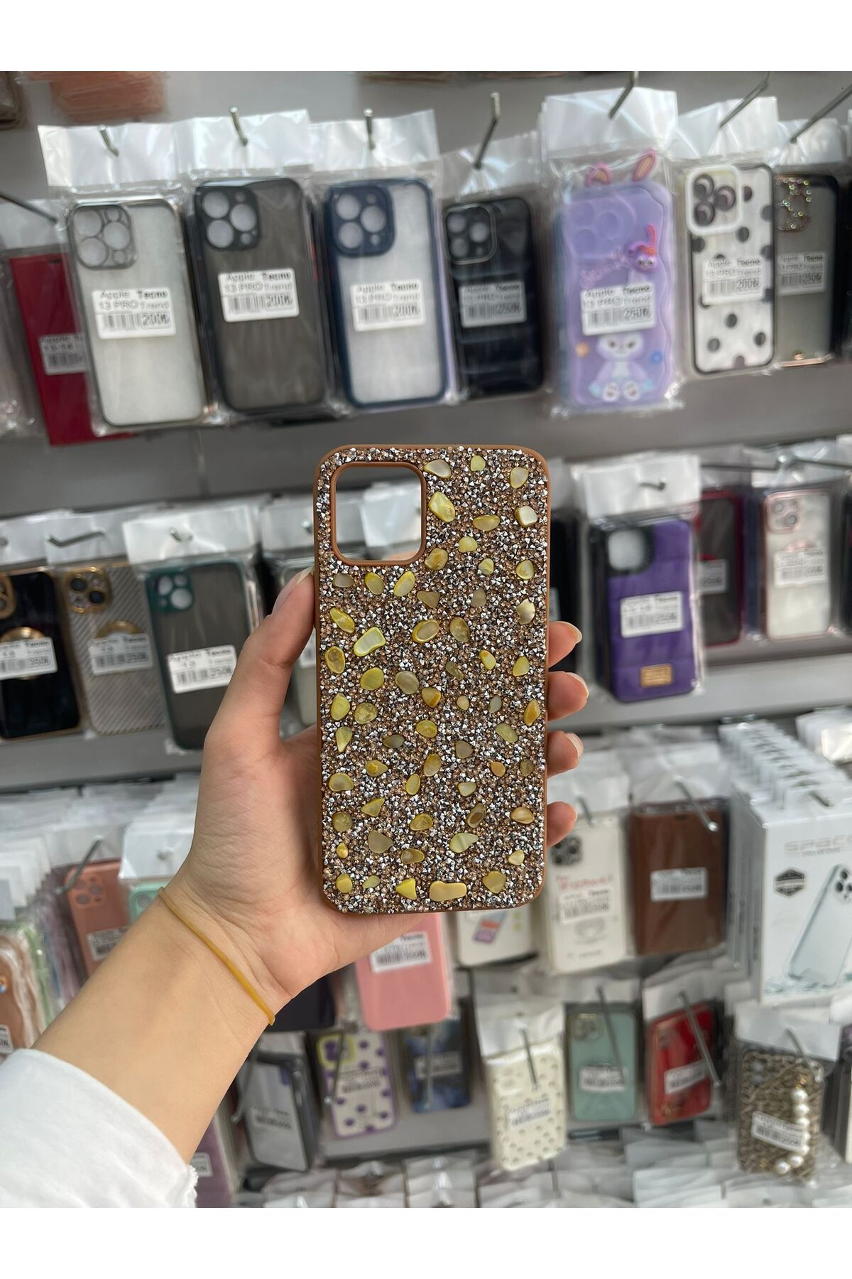 TECNOTREND İPHONE 12 PRO UYUMLU PARLAK TAŞLI TASARIM PIRLANTA KAPAK