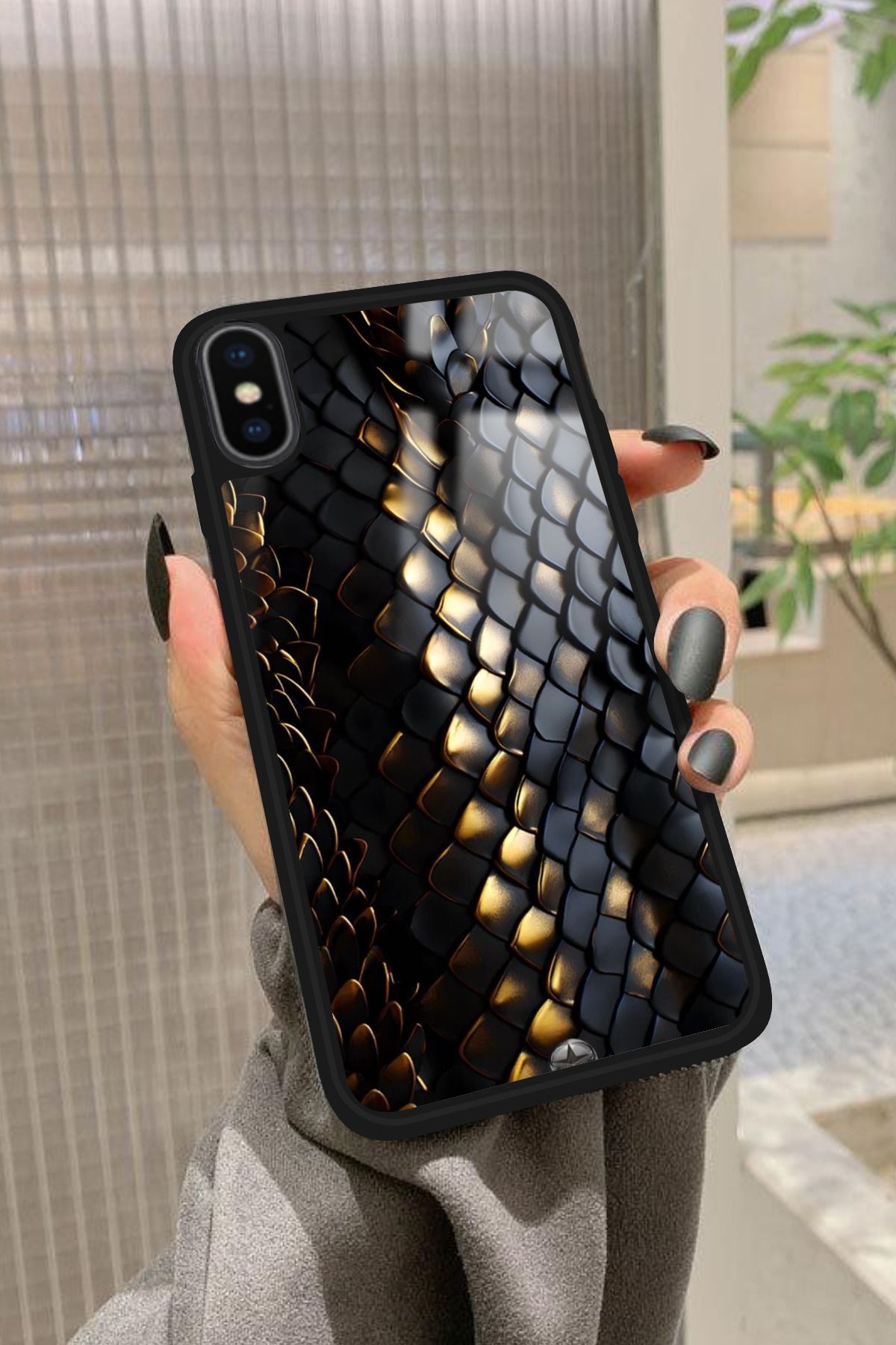Snacase iPhone Xs Max Uyumlu Siyah Yılan Derisi Tasarımlı Glossy Premium Kılıf