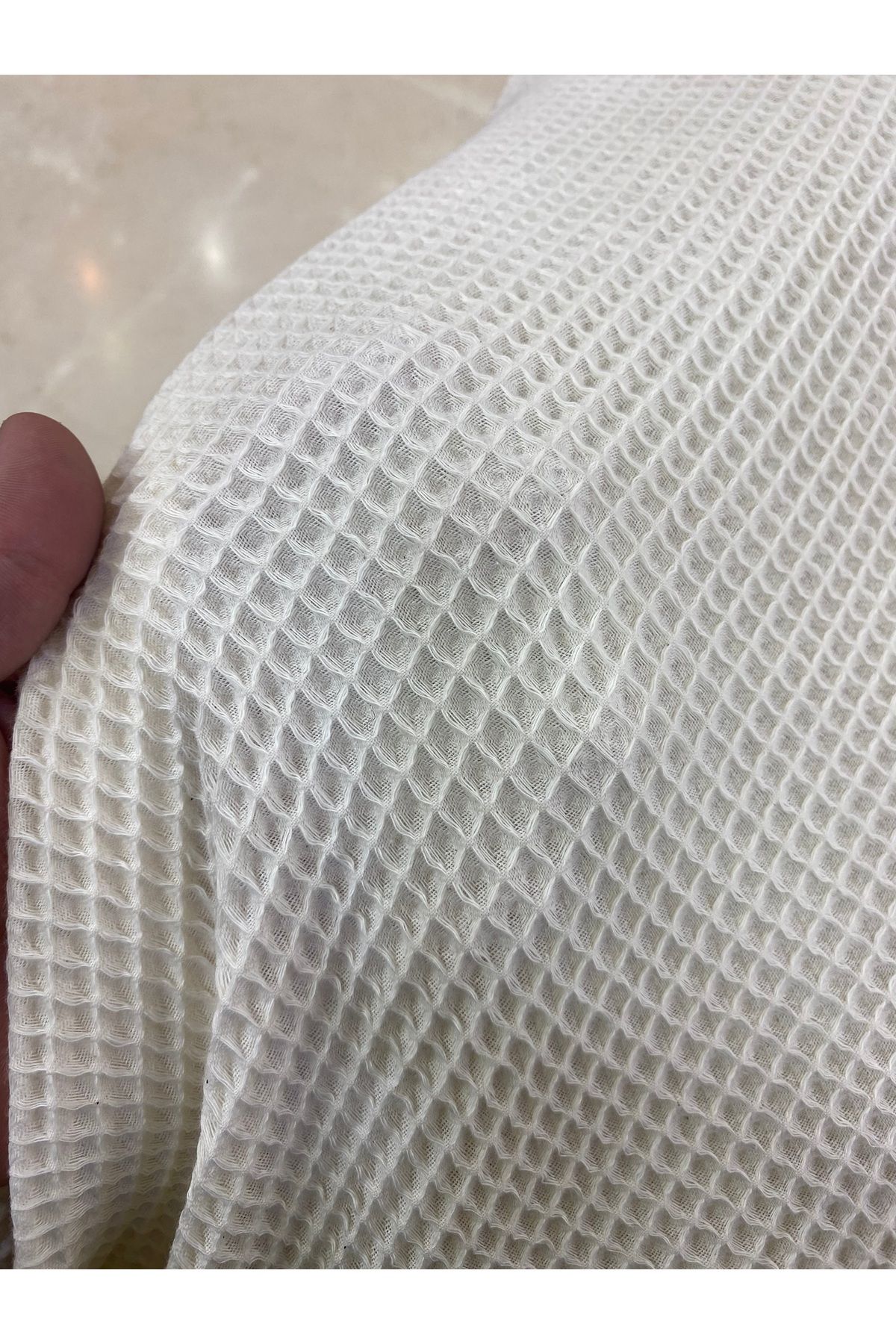 METERİAL %100 Pamuk Beyaz Waffle Kumaş – Petek Dokulu, 140 cm En