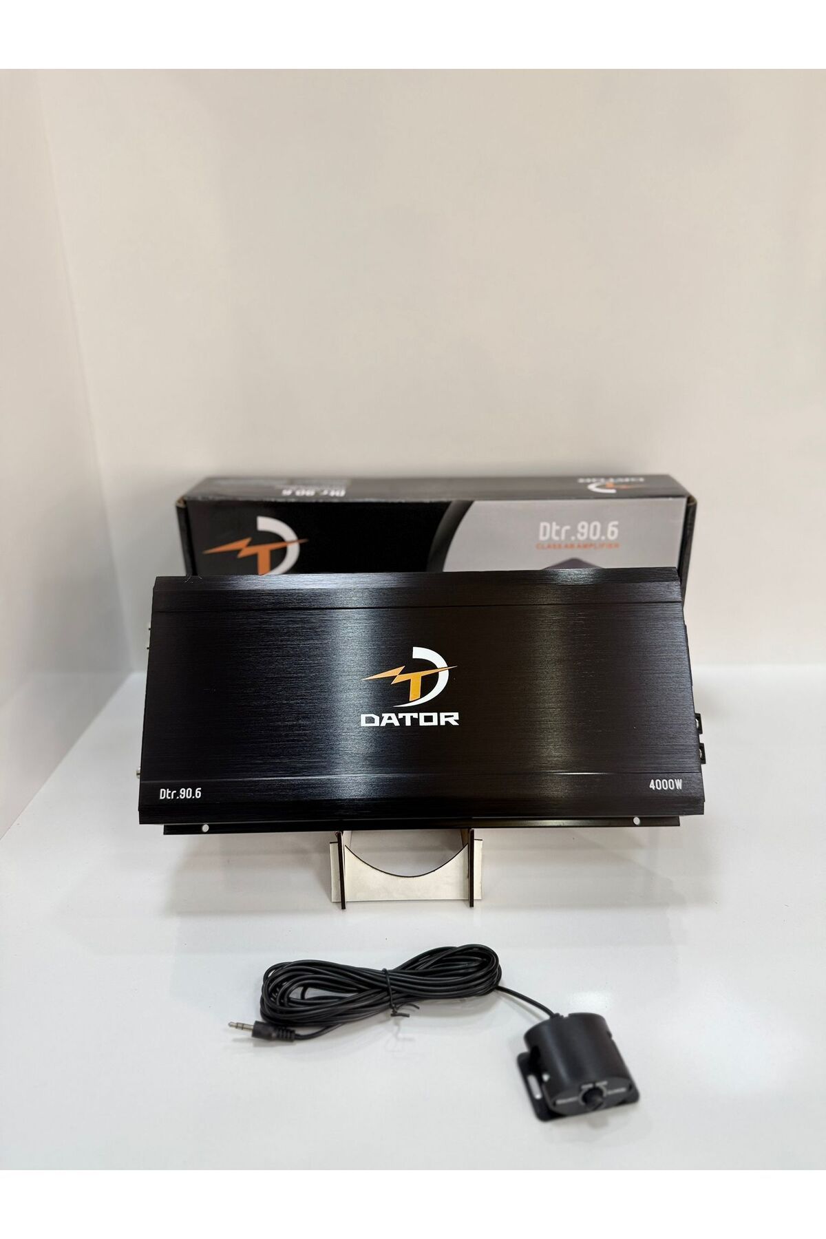 DATOR 90.6 6 KANAL AMFİ