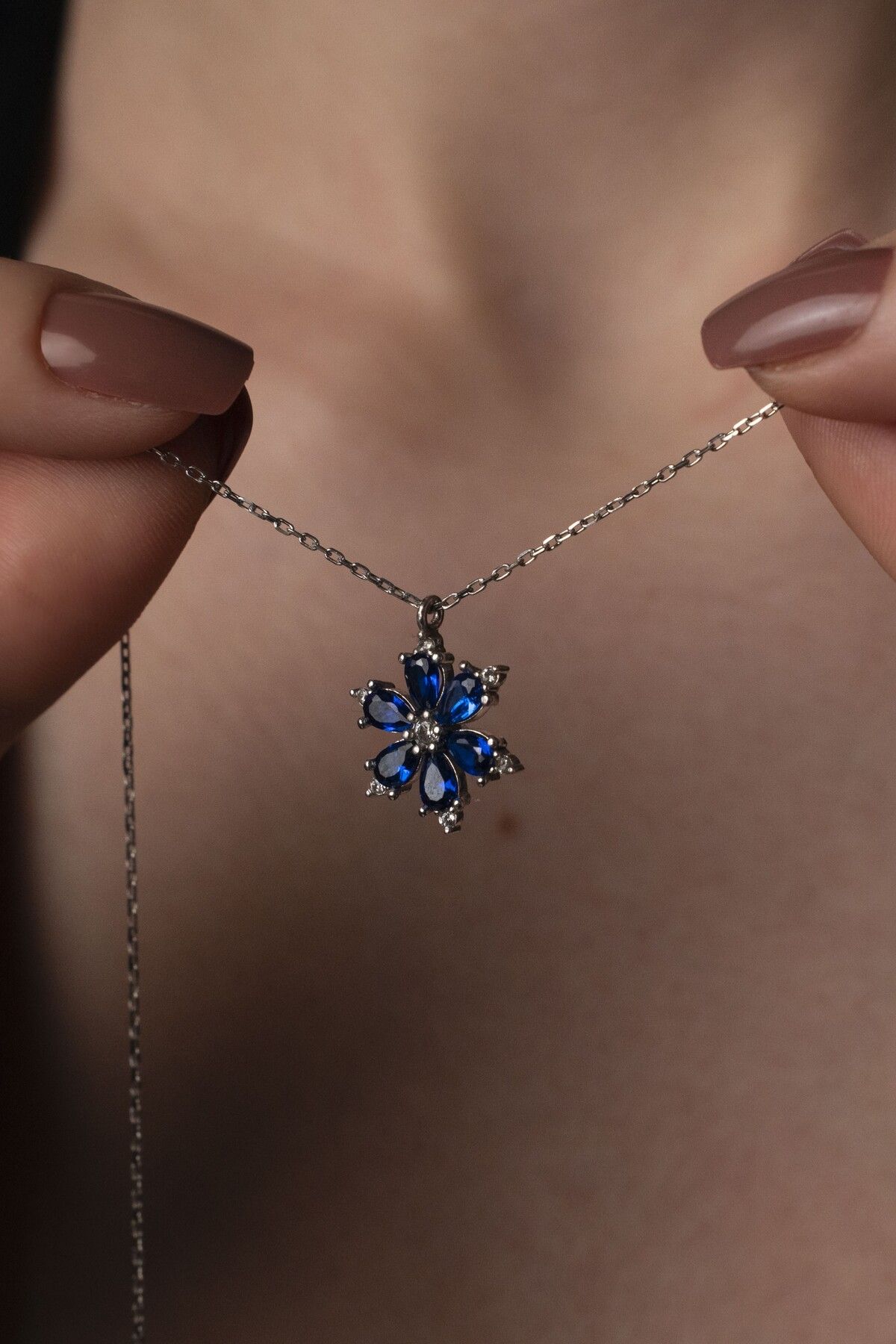TigerxlJewellery 925 Ayar Gümüş Mavi Zirkon Taşlı Çiçek Kolye