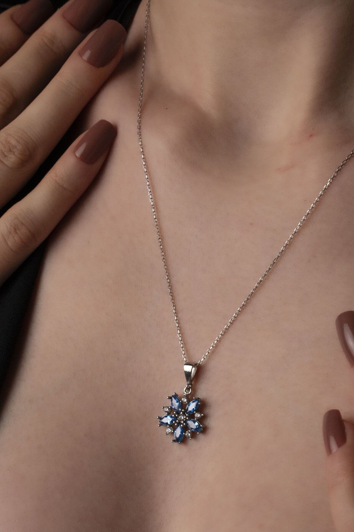TigerxlJewellery Gümüş Kartanesi Kolye - Mavi Zirkon Taşlı Zarif Tasarım